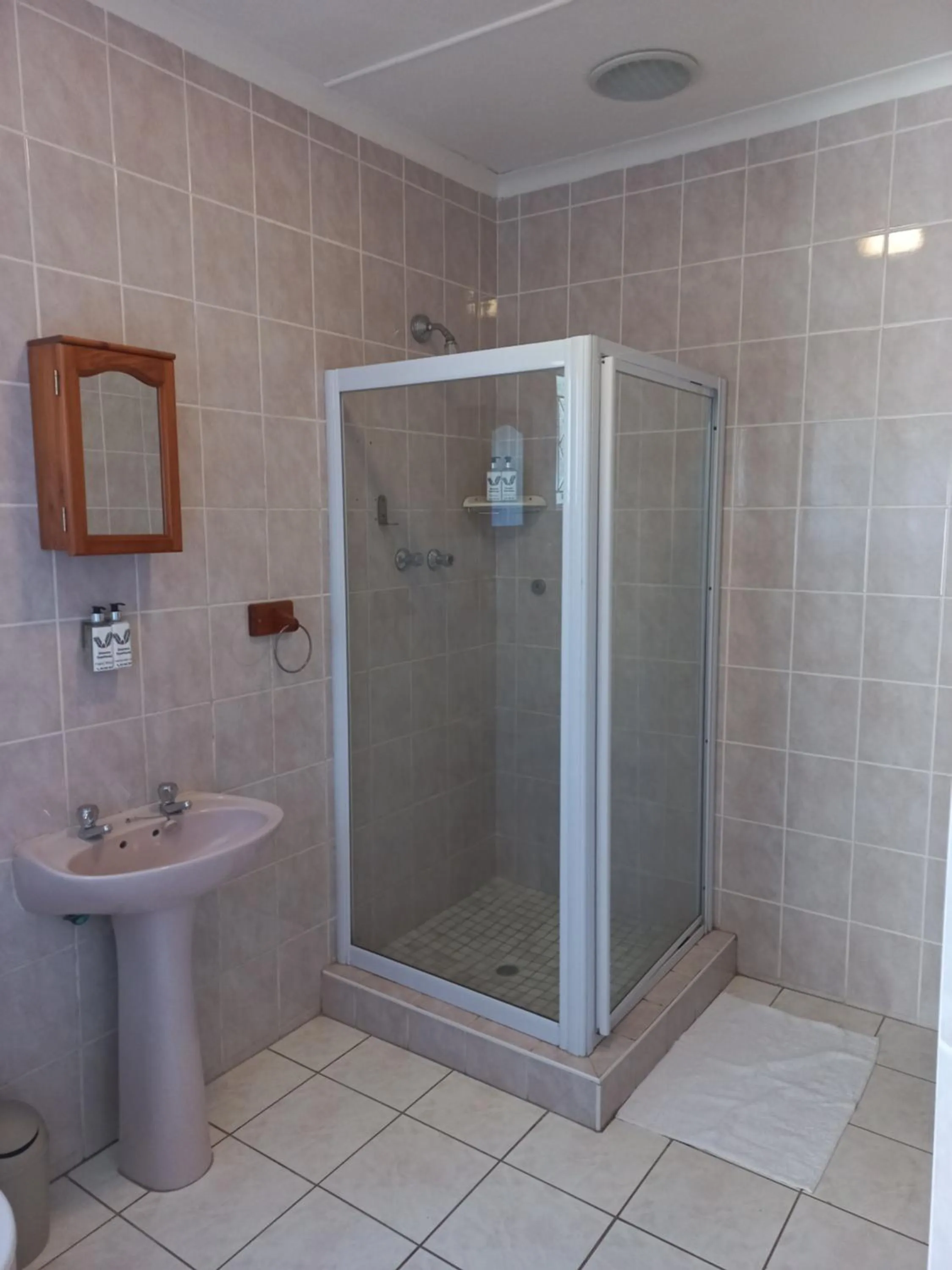 Dreamers Guesthouse - NO LOADSHEDDING