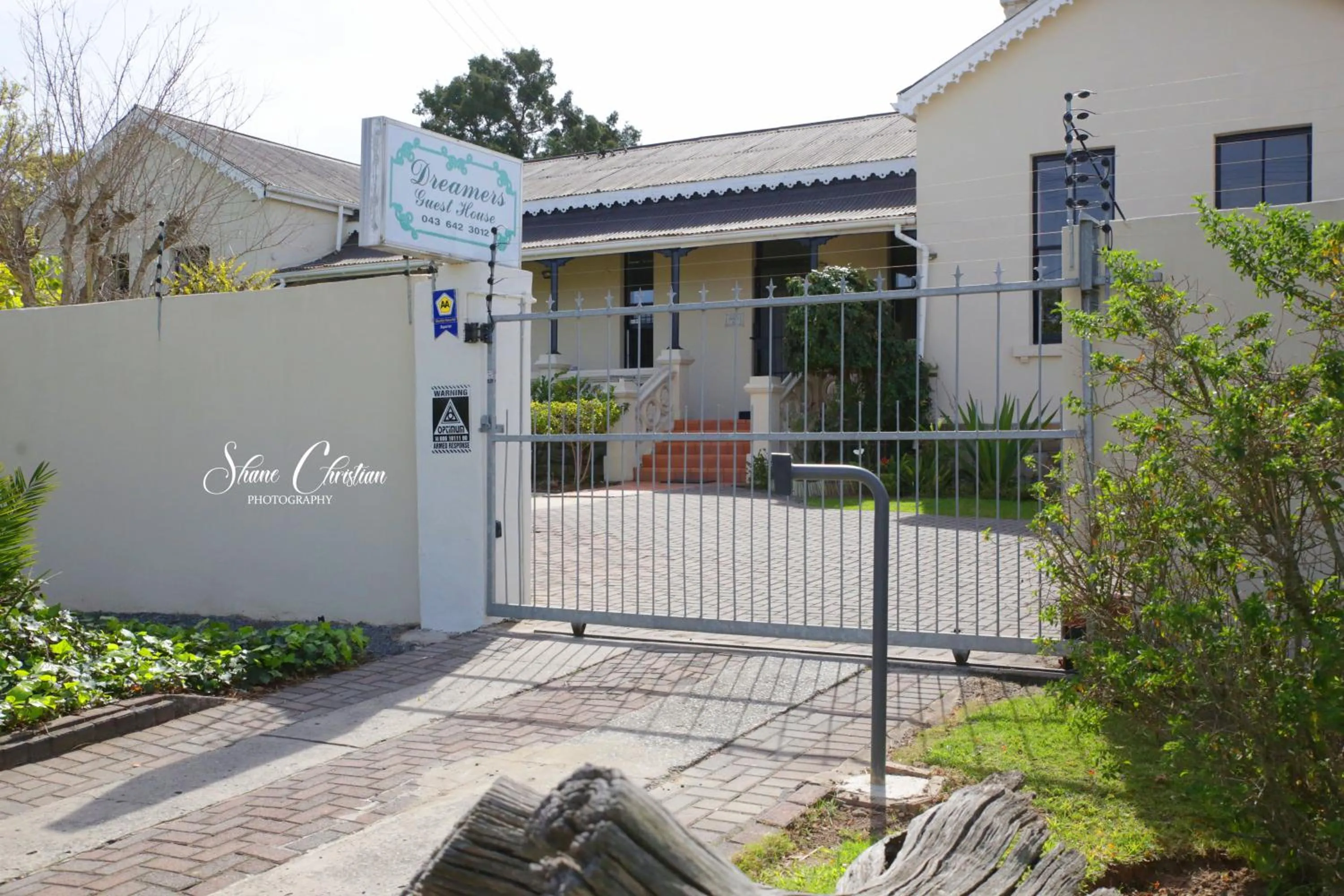 Property building in Dreamers Guesthouse - NO LOADSHEDDING