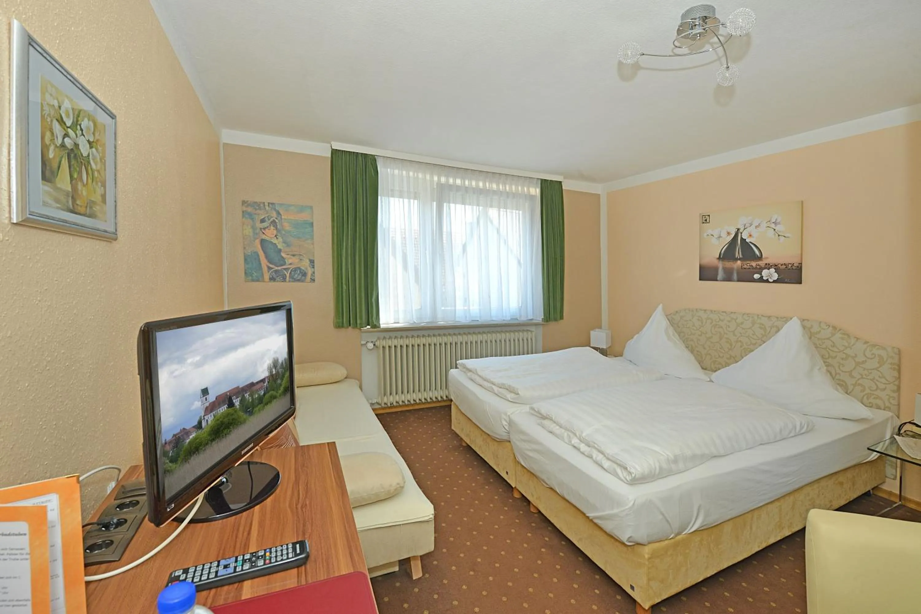 Photo of the whole room, Bed in Hotel Moorbadstuben