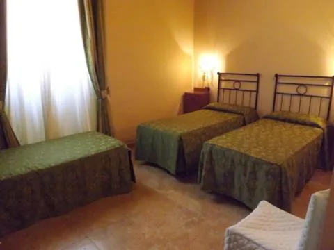 Photo of the whole room, Bed in Relais Il Postiglione - Antica Posta dei Chigi