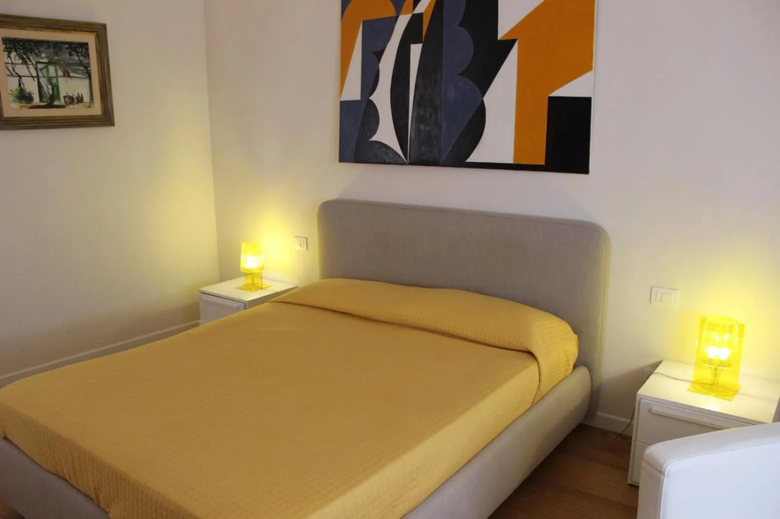 Decorative detail, Bed in Dimora di Charme Cassaro 168