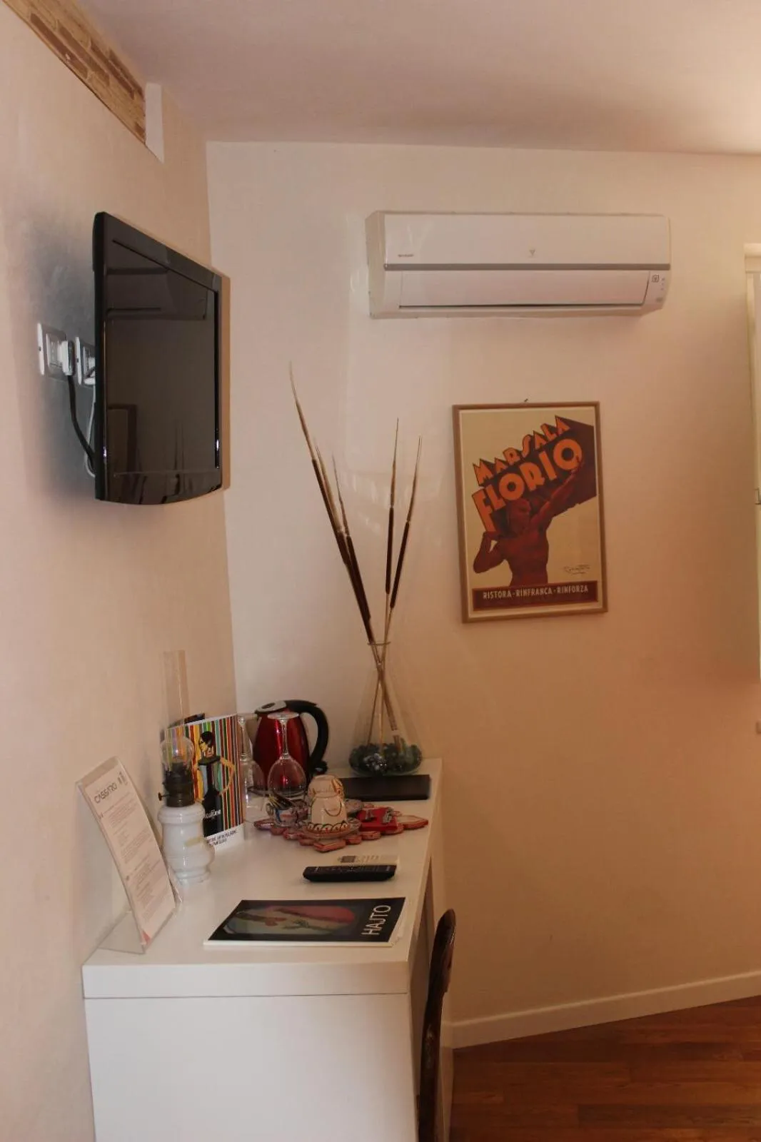 Coffee/tea facilities in Dimora di Charme Cassaro 168