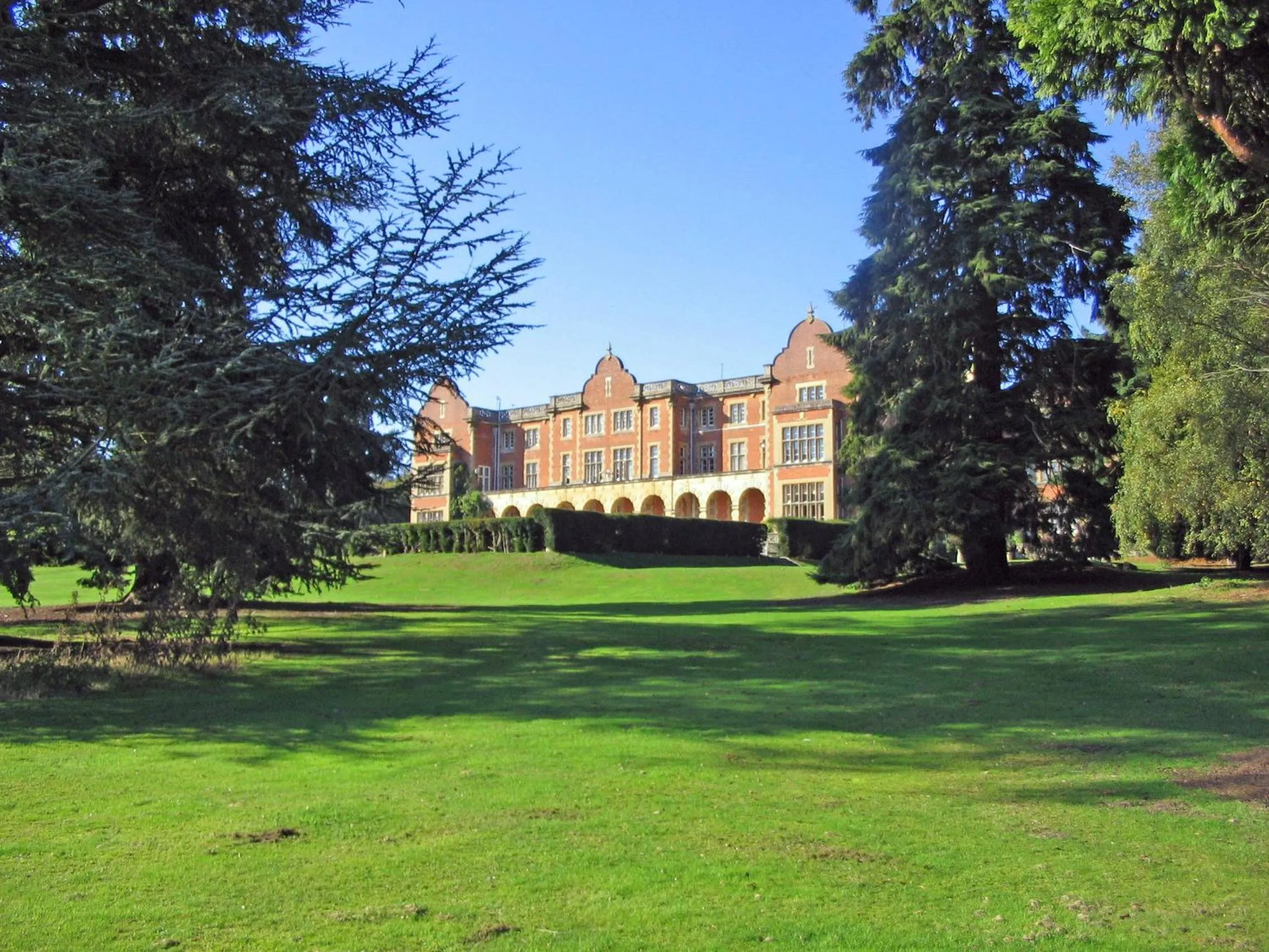 Garden in Easthampstead Park