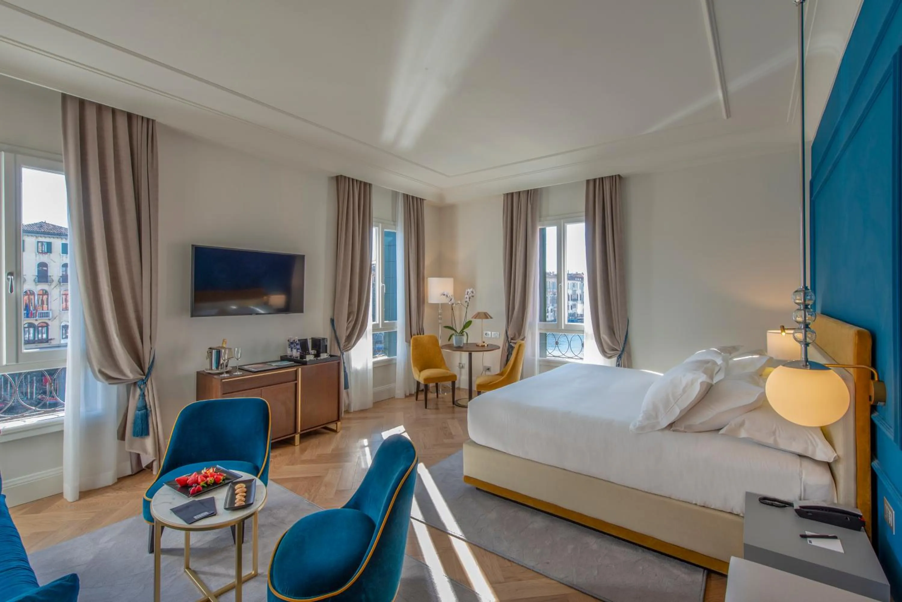 Bedroom, Bed in H10 Palazzo Canova