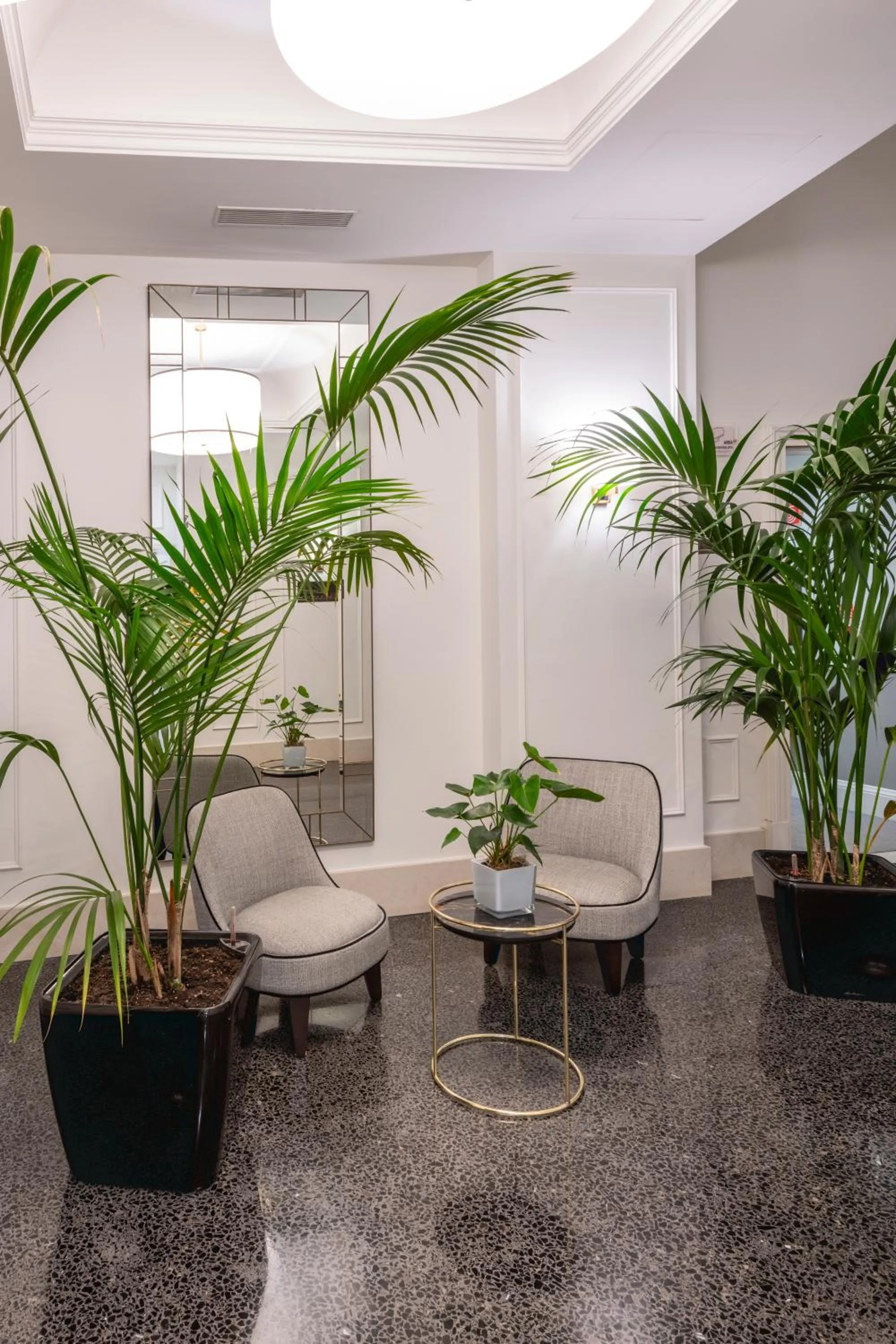 Lobby or reception in H10 Palazzo Canova