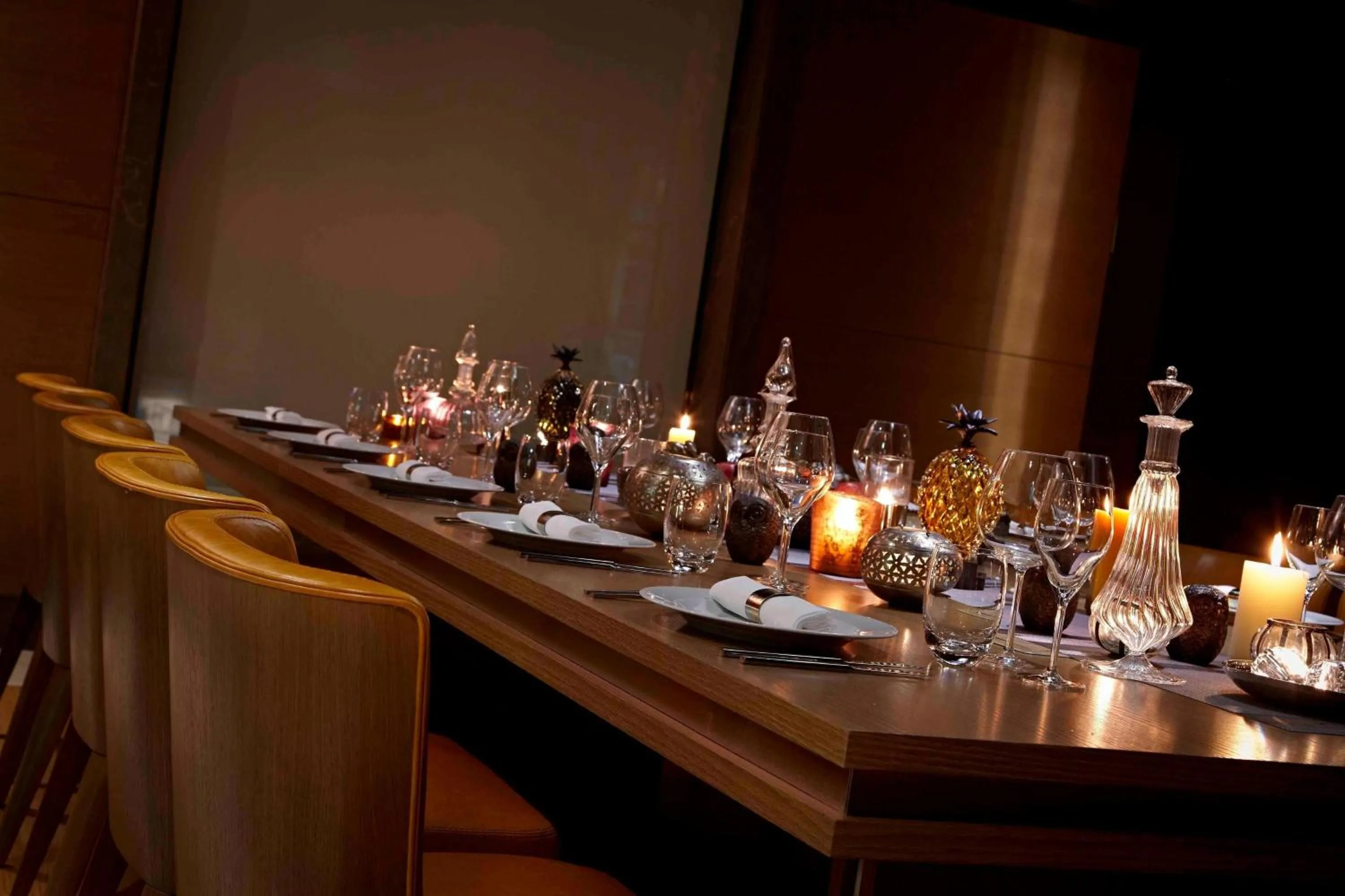 Restaurant/places to eat in Renaissance Istanbul Polat Bosphorus Hotel