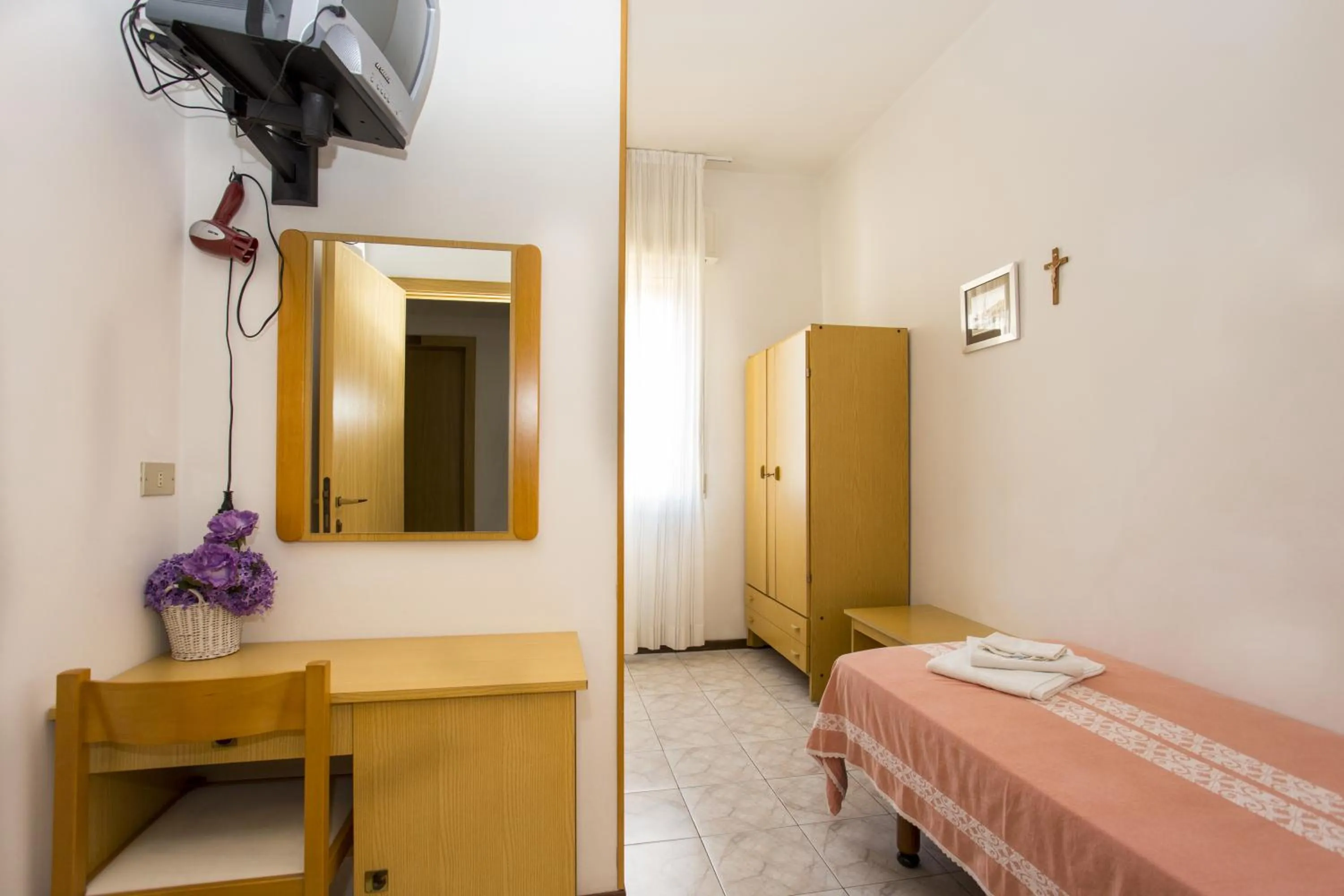 Bedroom in Hotel Lugano