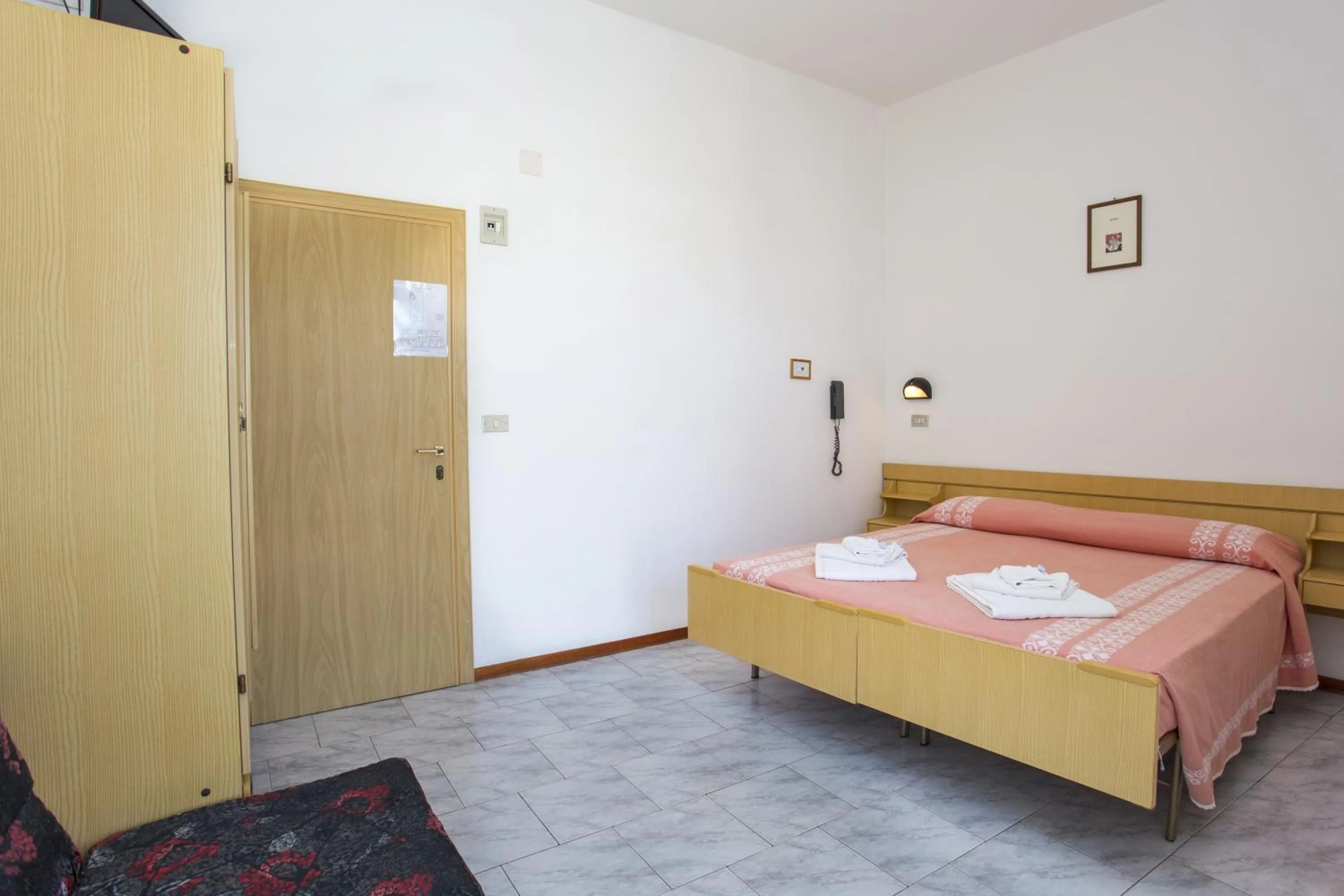 Bedroom in Hotel Lugano