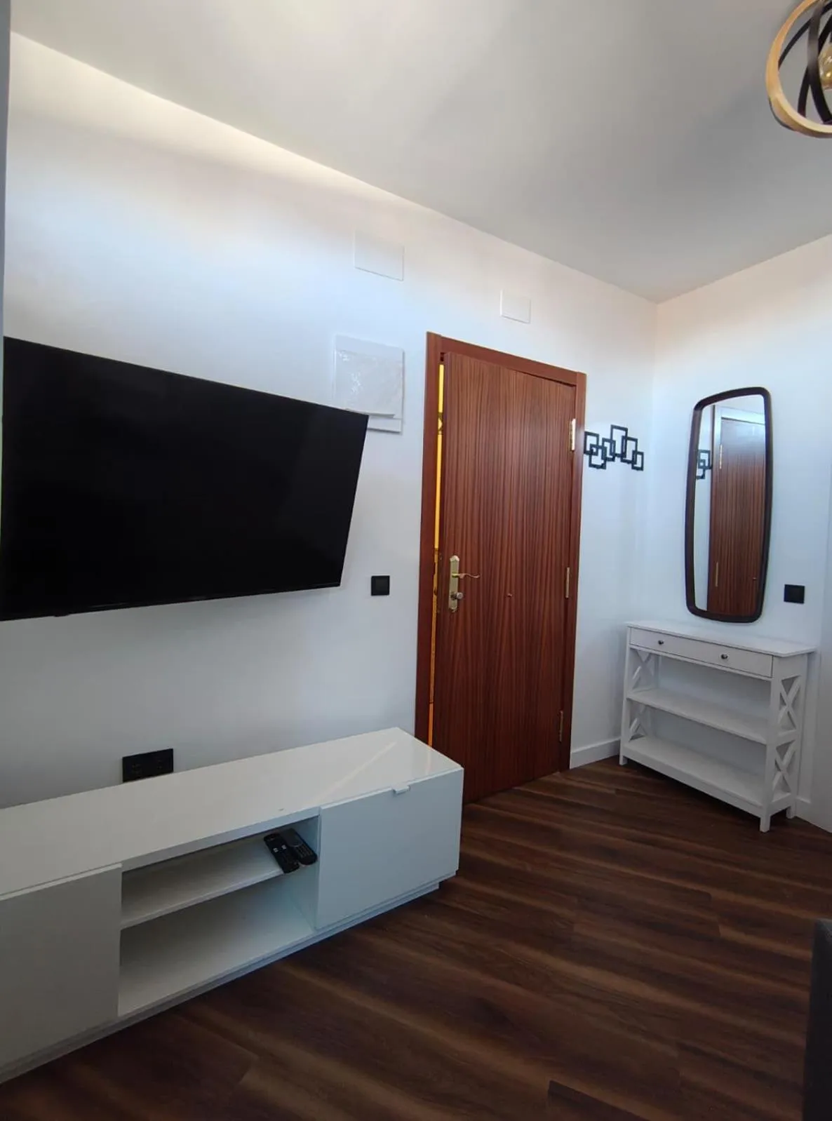 Photo of the whole room, Bed in Hostal JQ Madrid 1