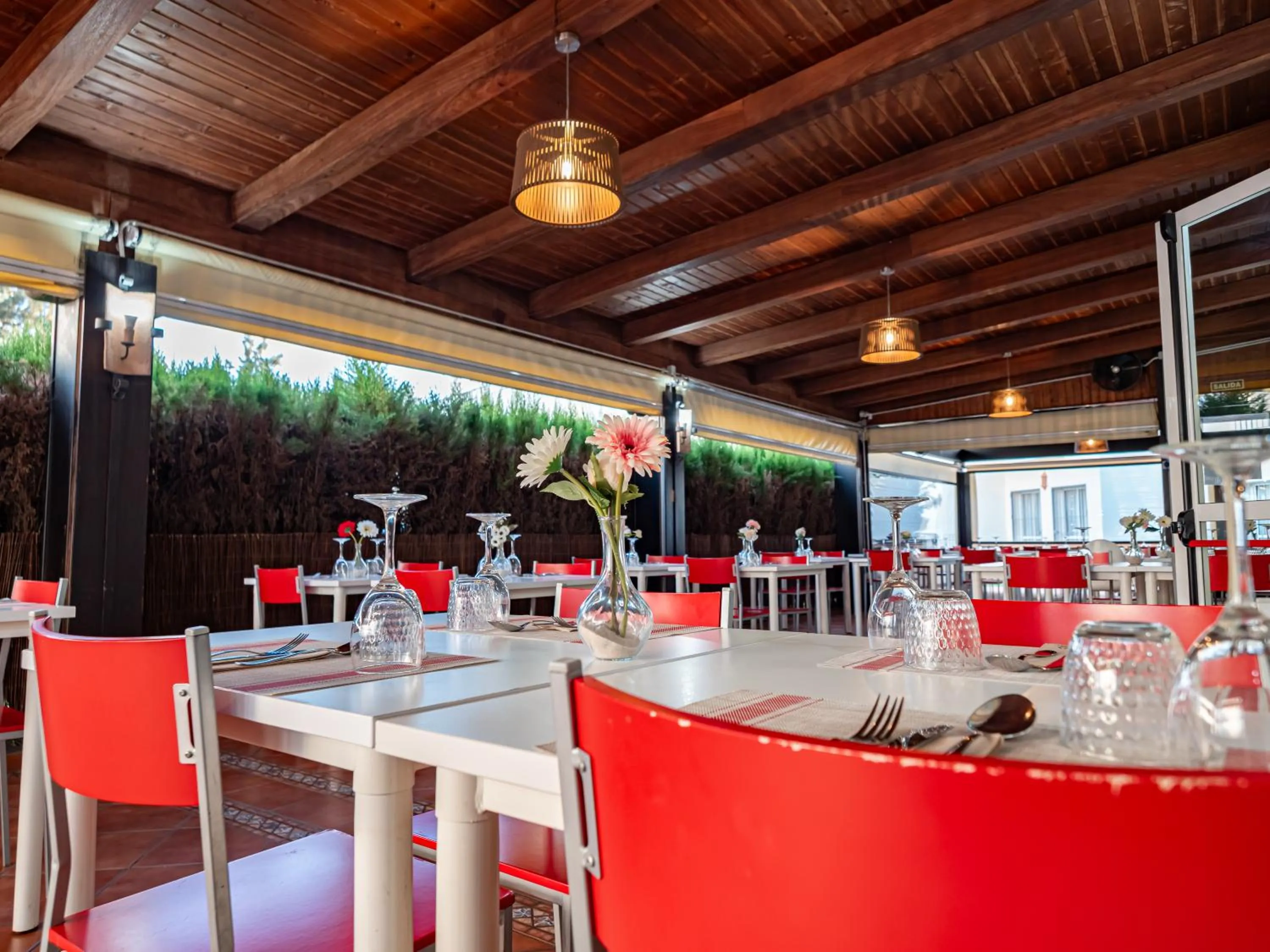 Restaurant/places to eat in Interpass Golf Playa Country Club