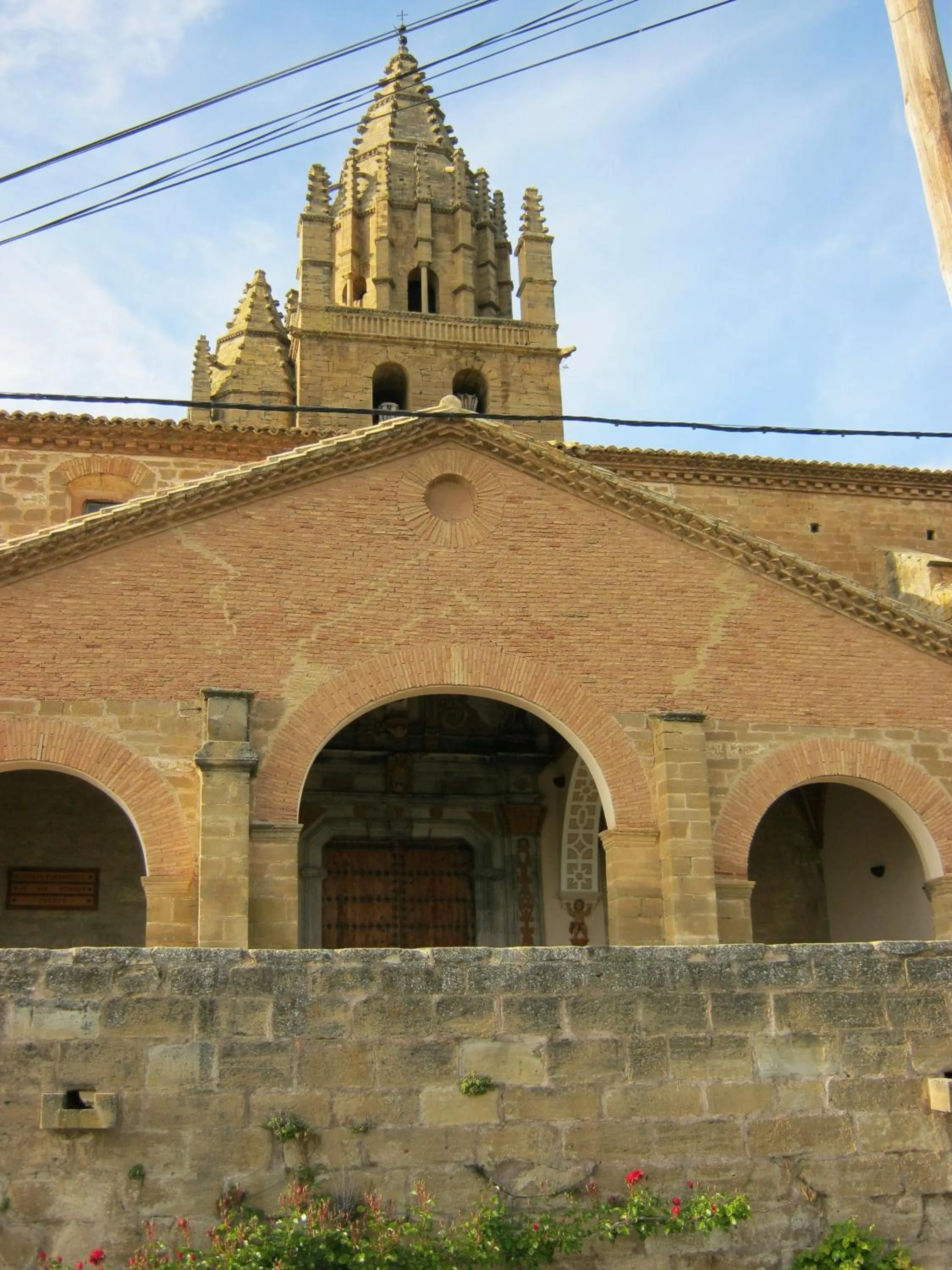 Nearby landmark in Casas Santos y Tolta