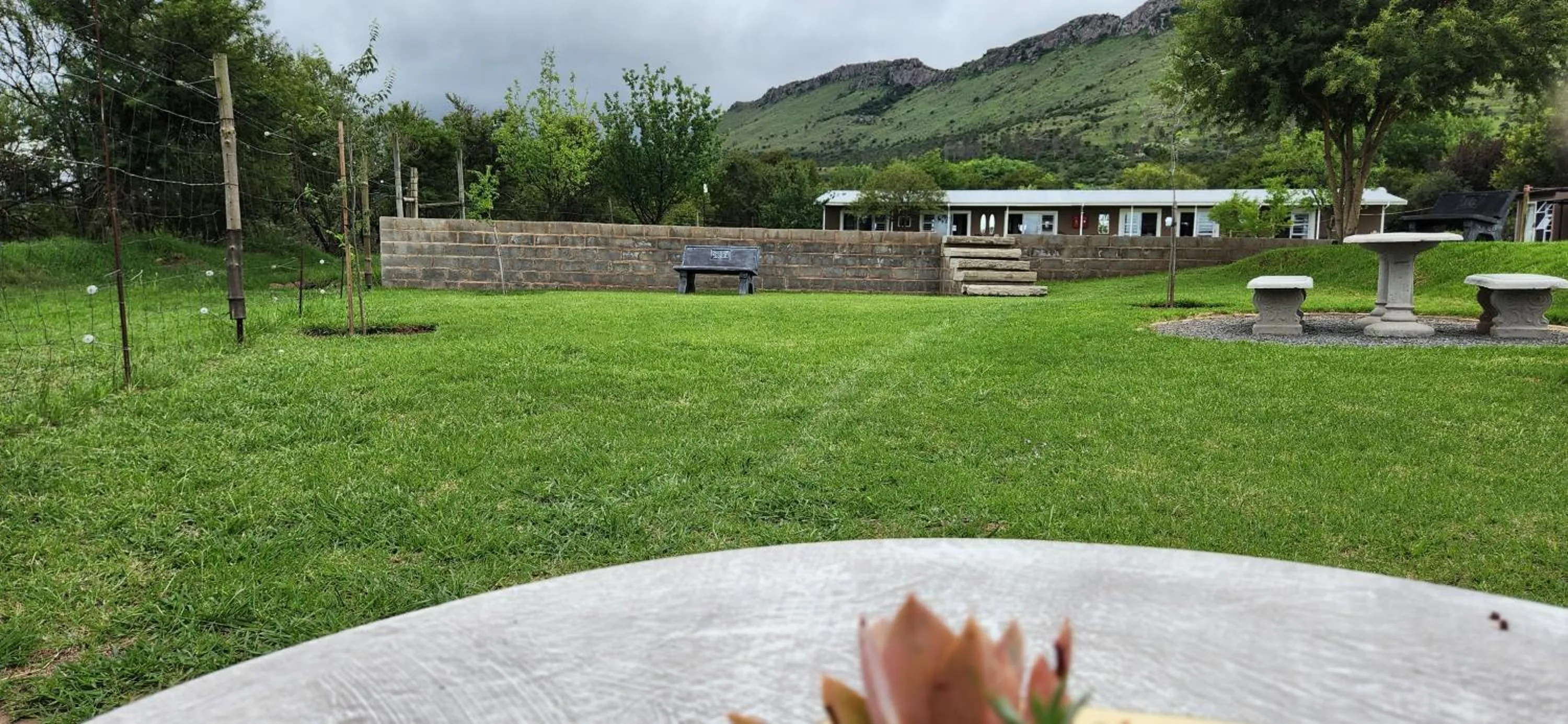 a Dam's View Accommodation