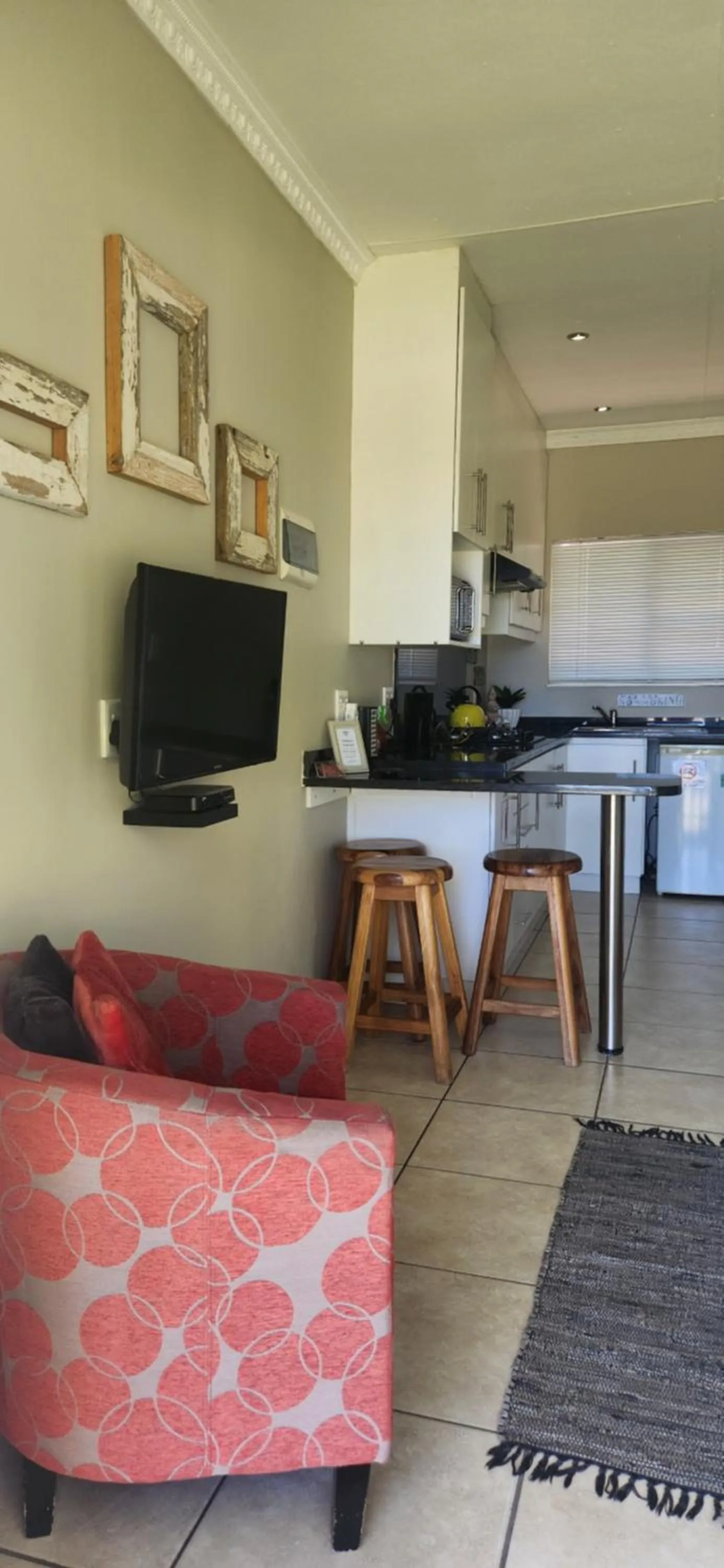 a Dam's View Accommodation