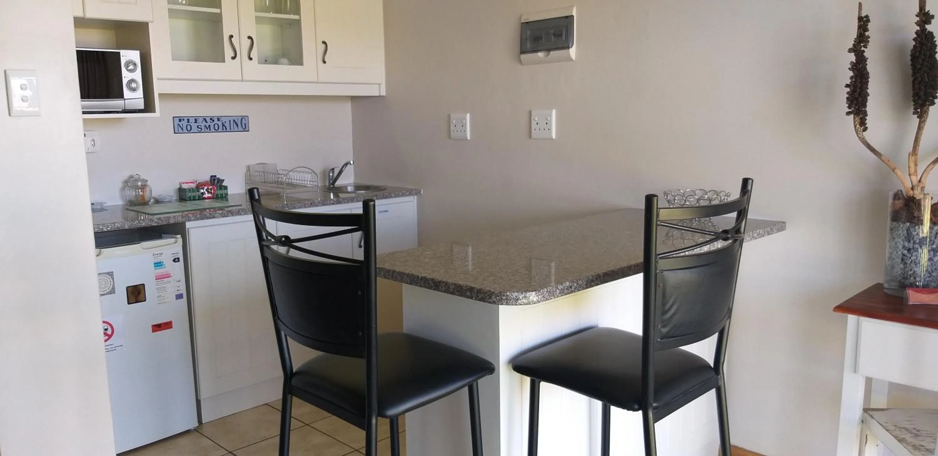 a Dam's View Accommodation