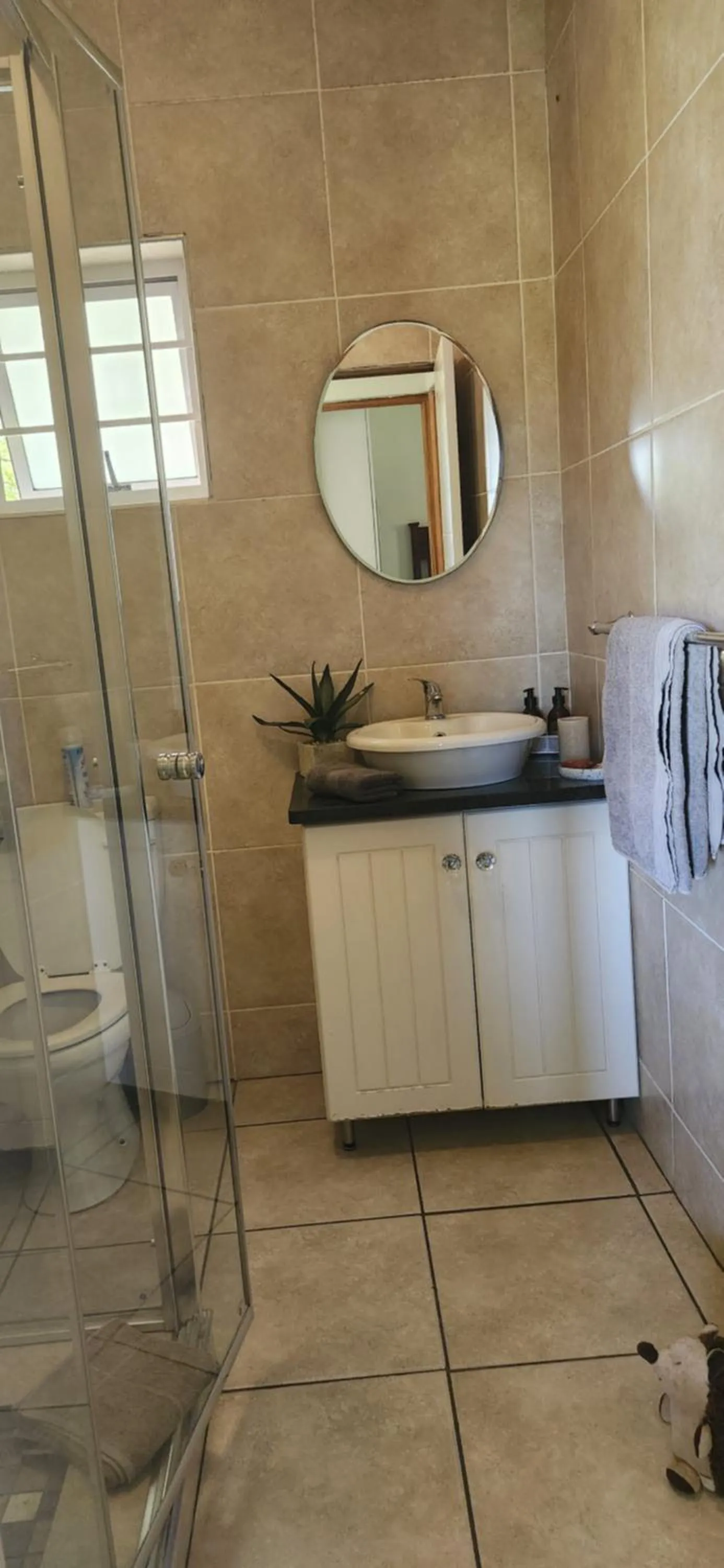 a Dam's View Accommodation