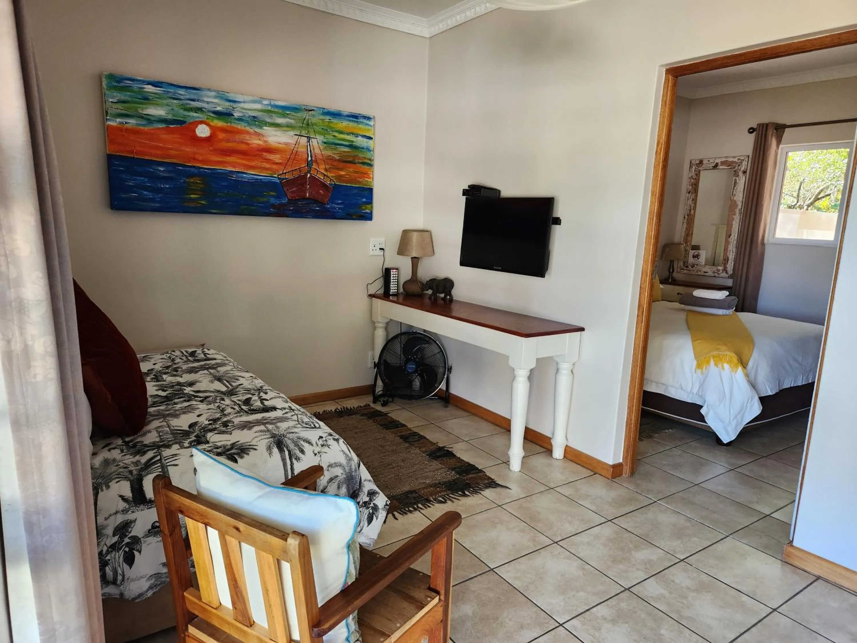 Bed in a Dam's View Accommodation