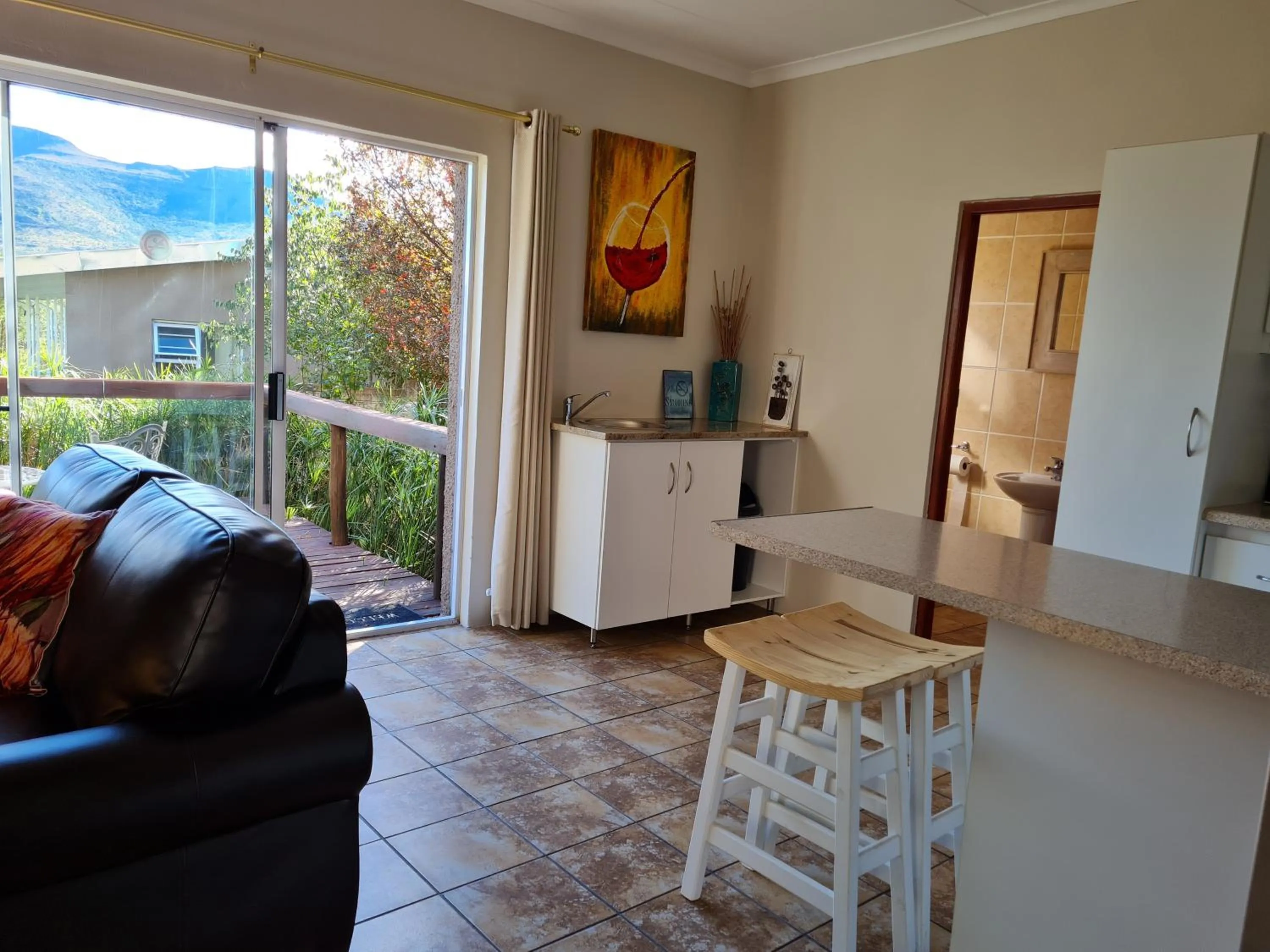 a Dam's View Accommodation