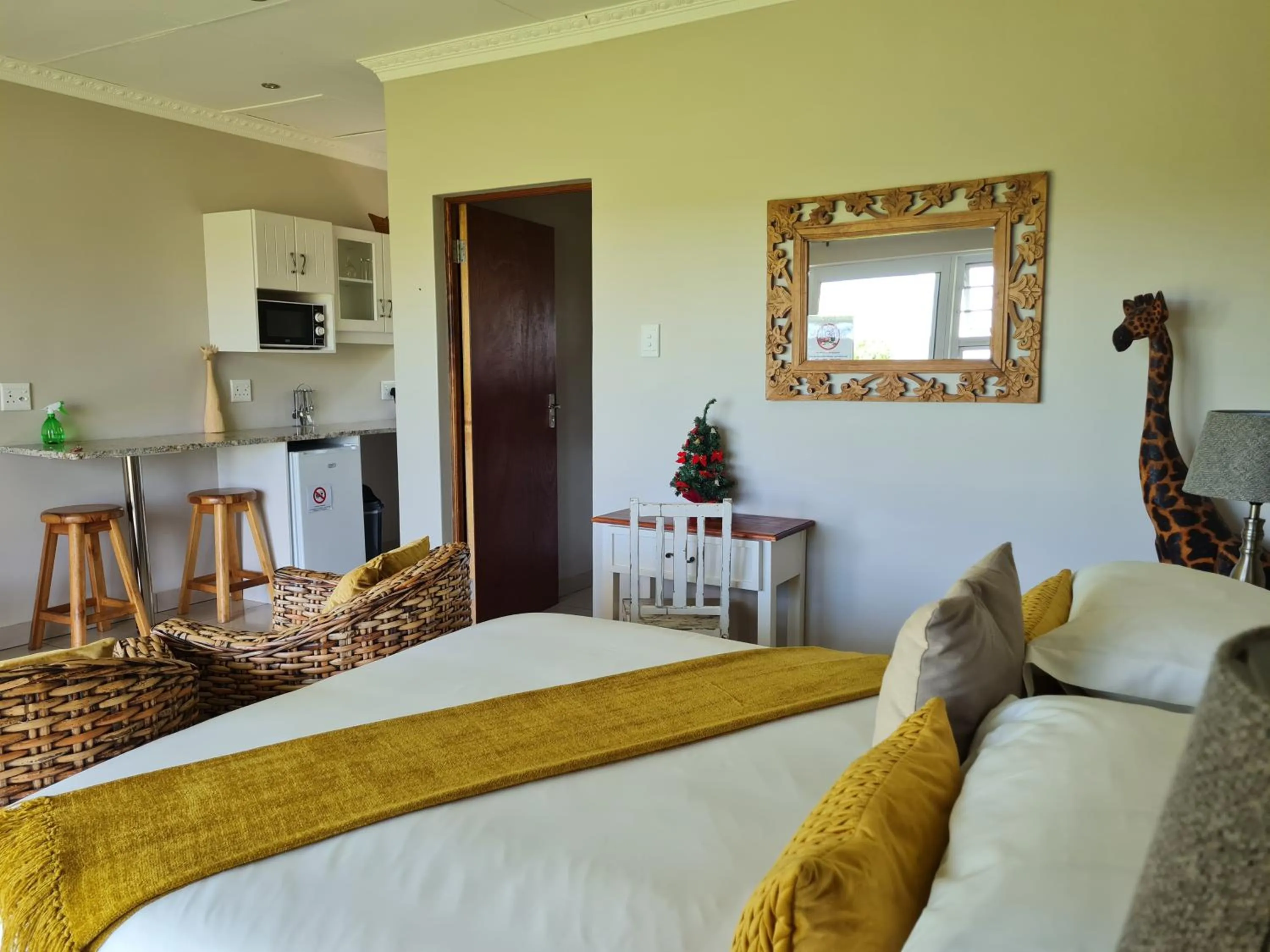 Bed in a Dam's View Accommodation