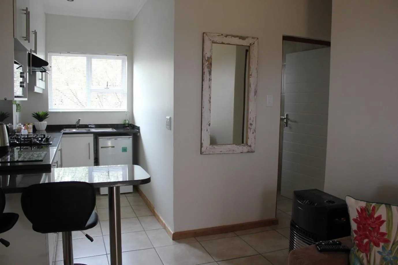 a Dam's View Accommodation