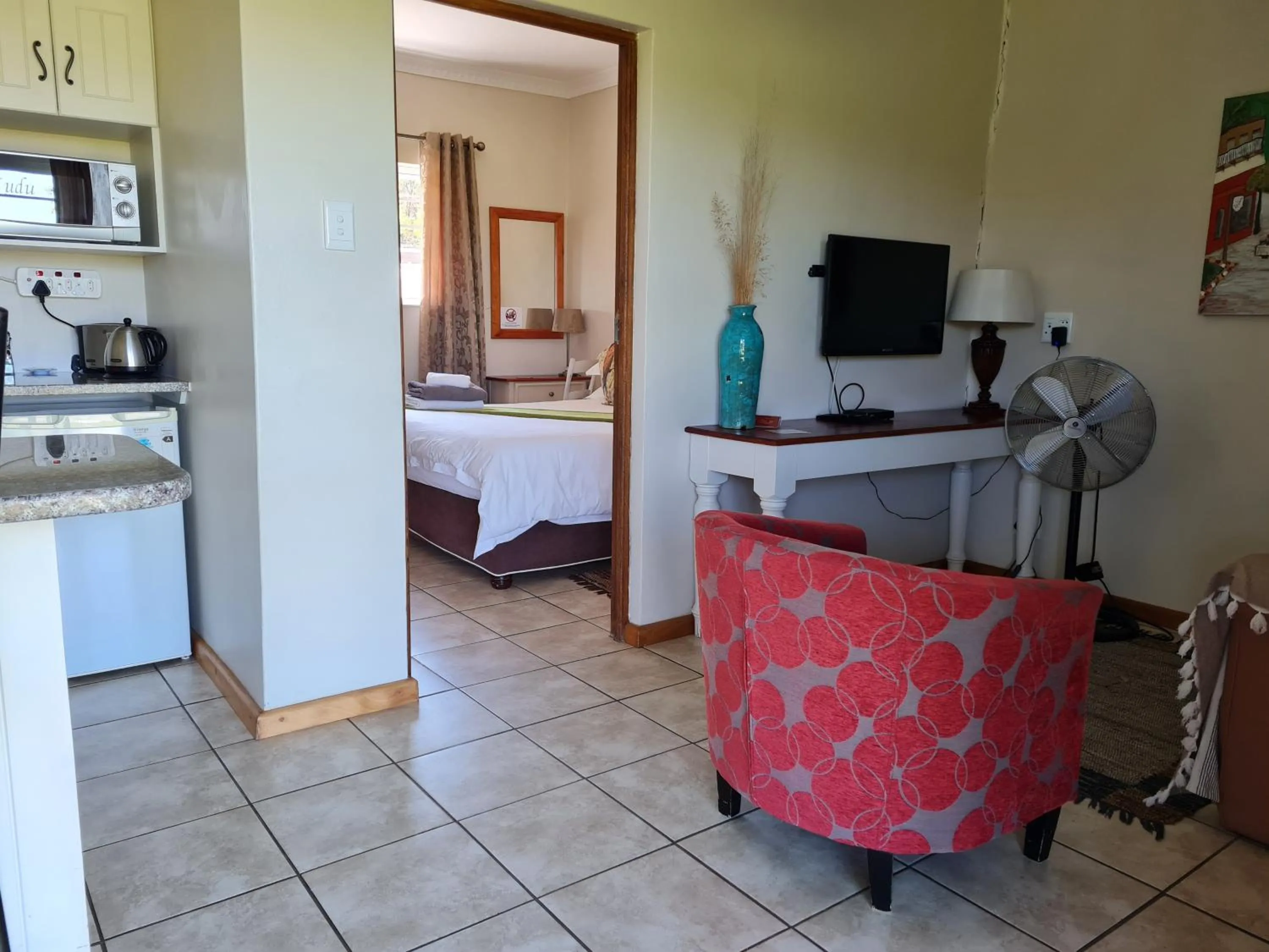 Bed in a Dam's View Accommodation