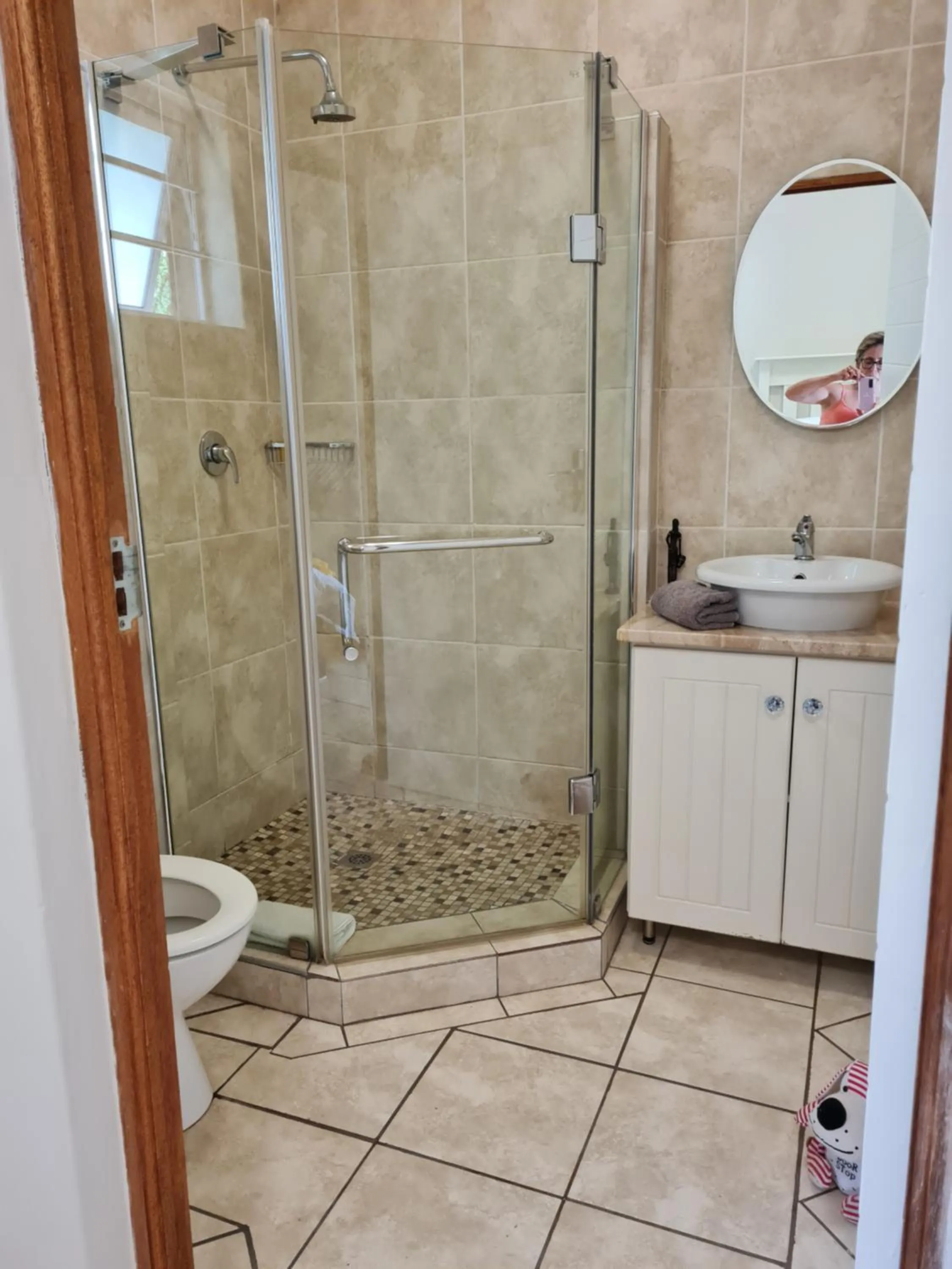 a Dam's View Accommodation