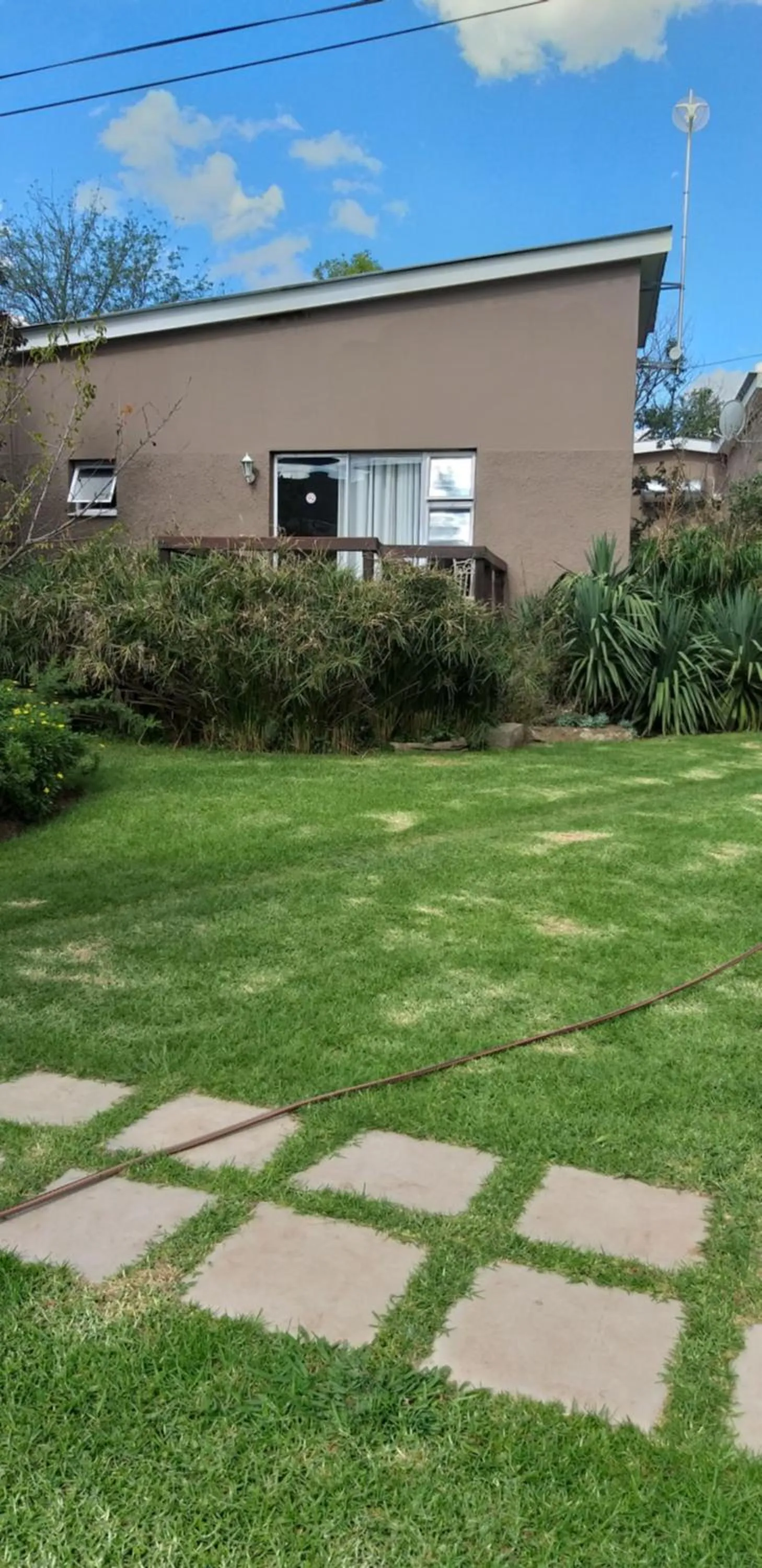 a Dam's View Accommodation