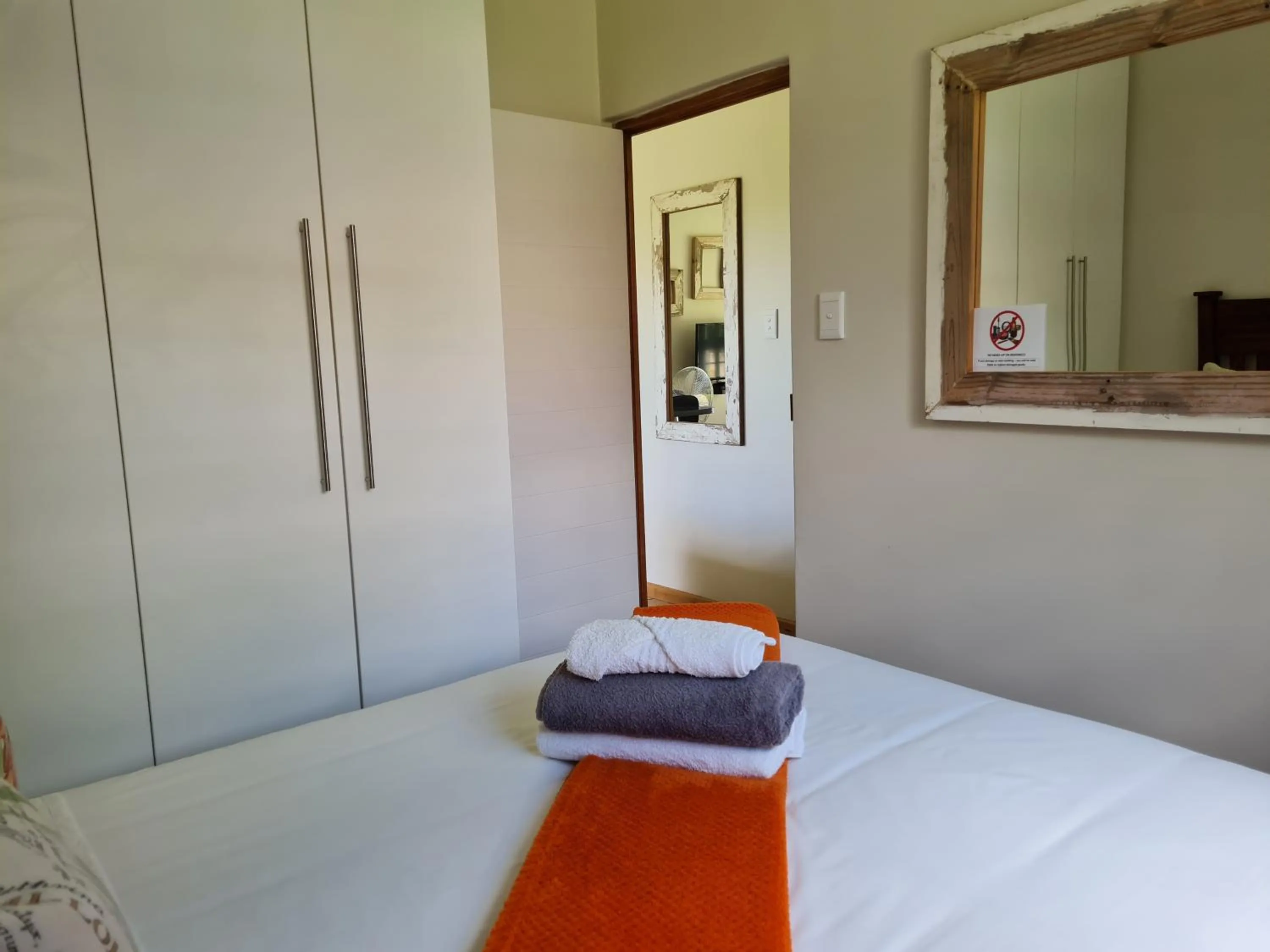 Bed in a Dam's View Accommodation