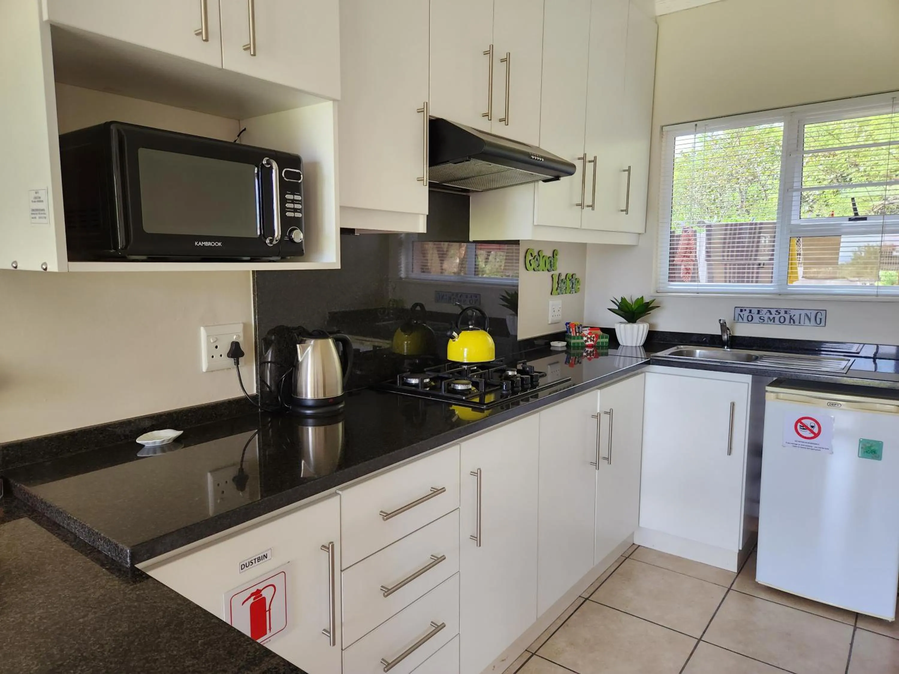 a Dam's View Accommodation