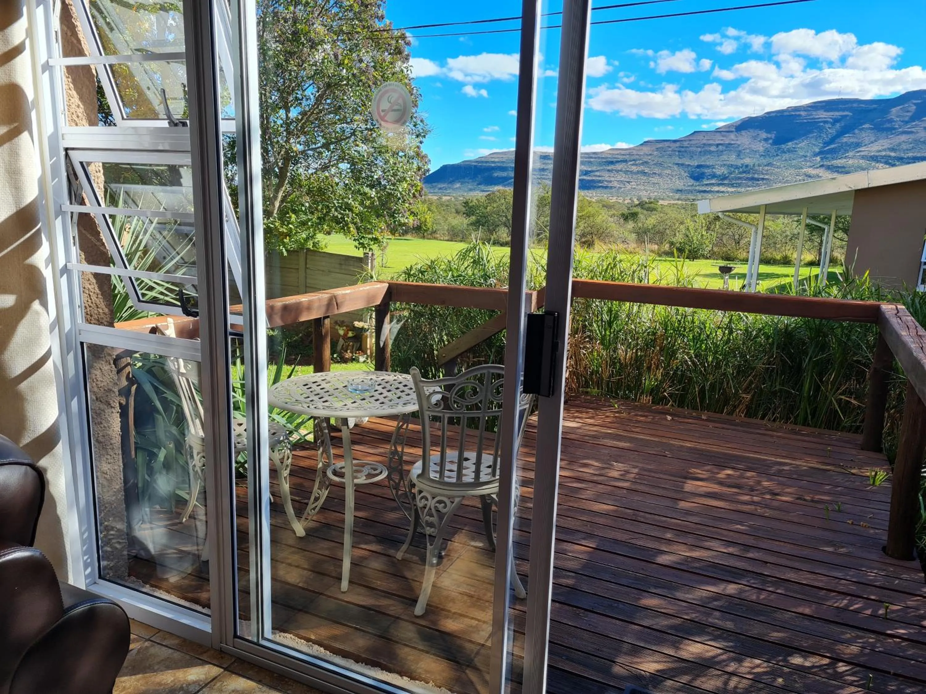 a Dam's View Accommodation