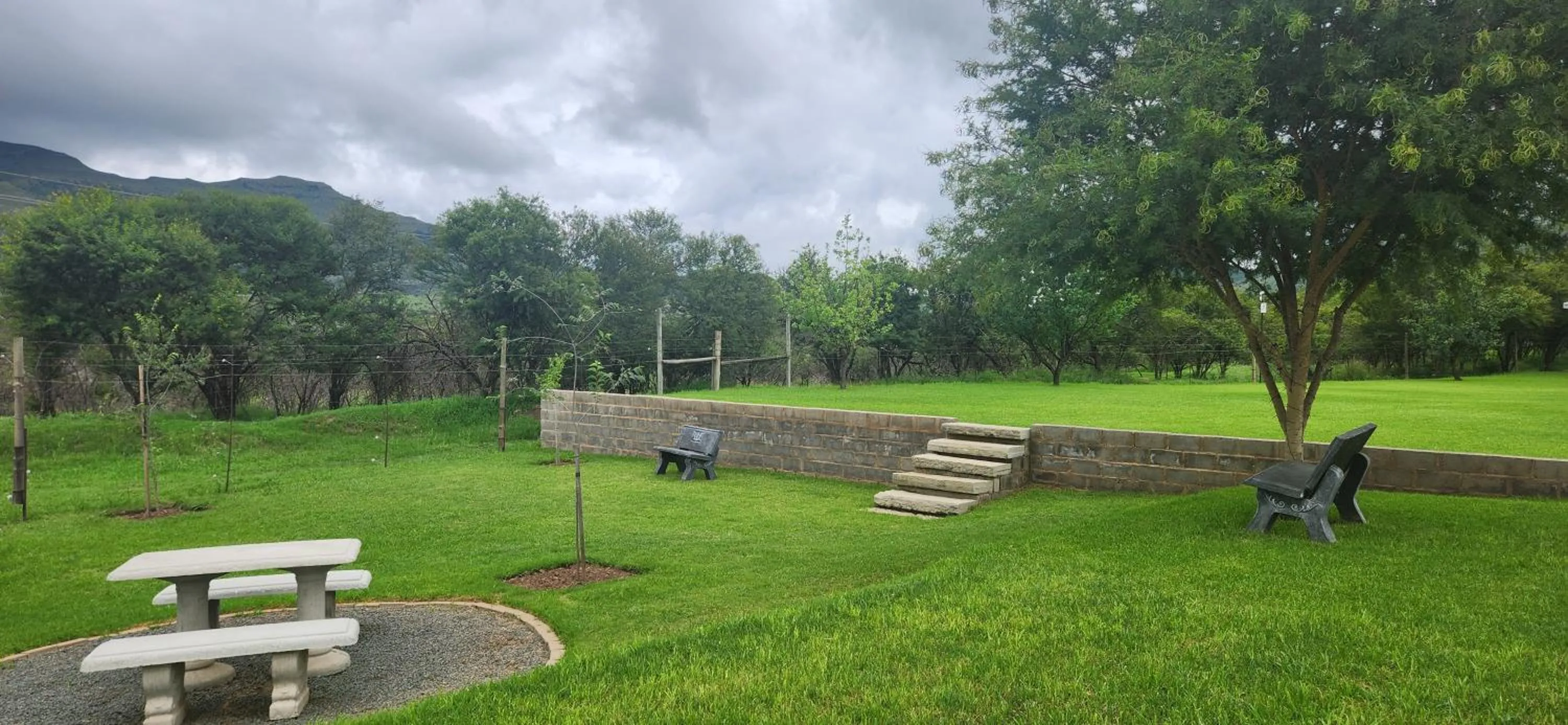 a Dam's View Accommodation