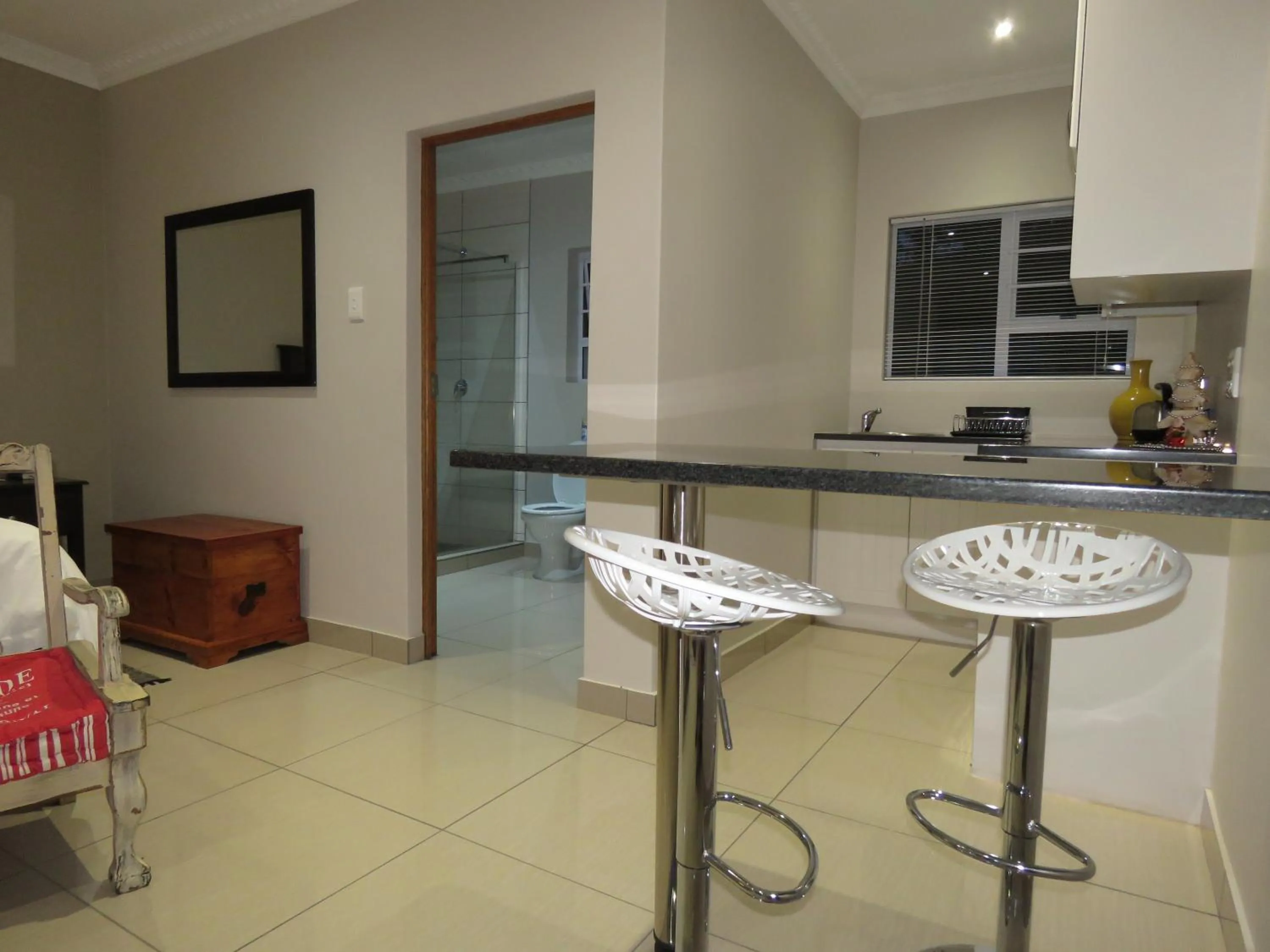 a Dam's View Accommodation