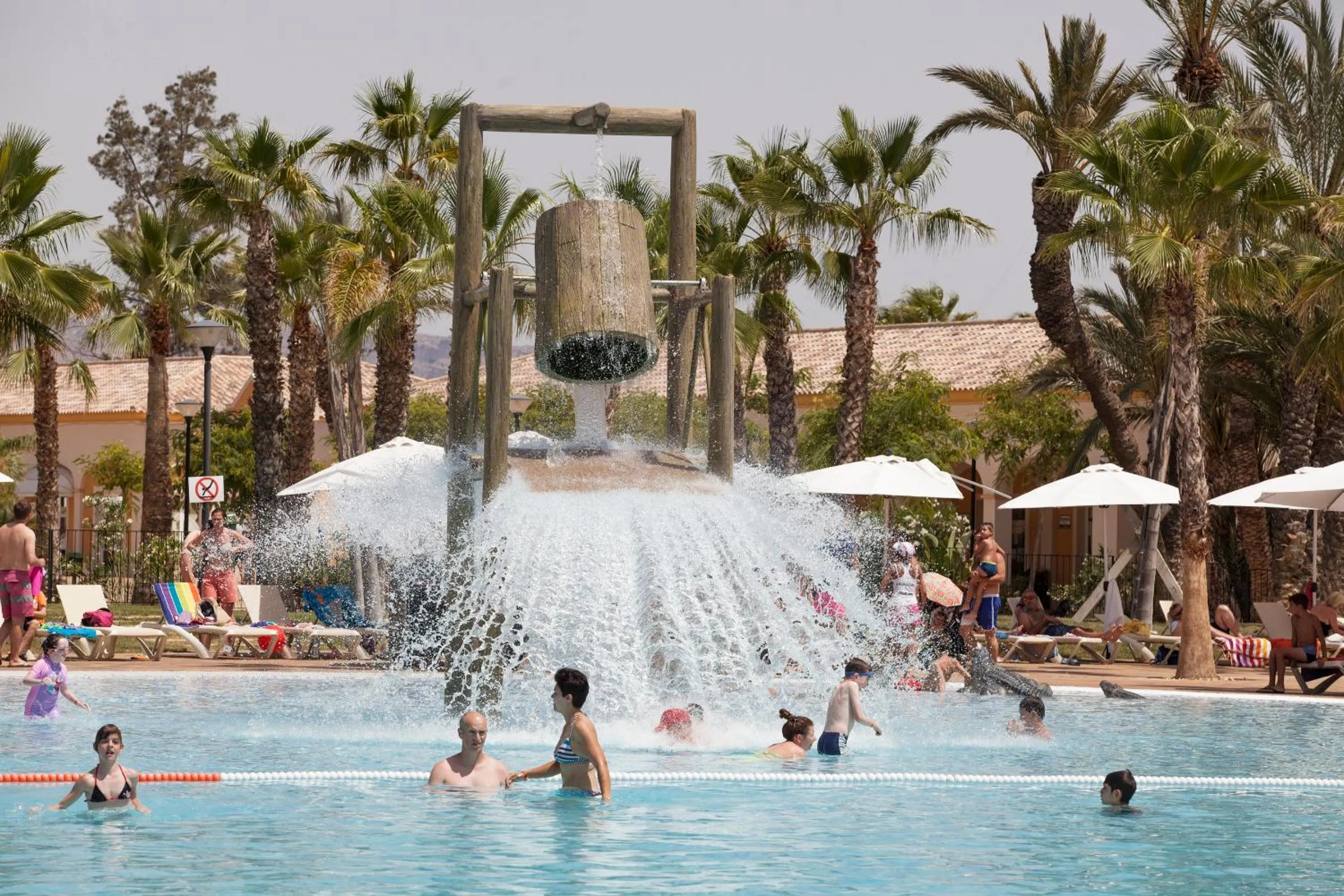 Swimming pool in Alannia Costa Blanca