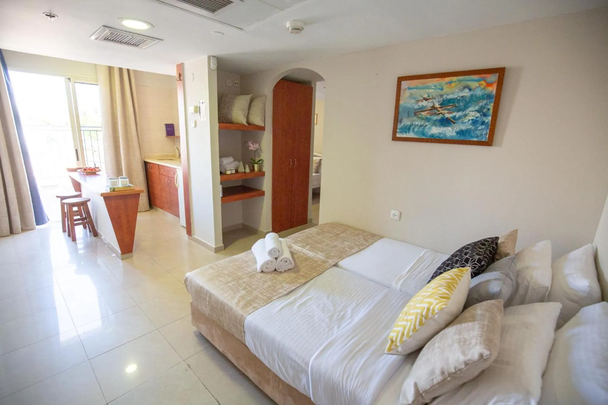 Photo of the whole room, Bed in Motel Aviv