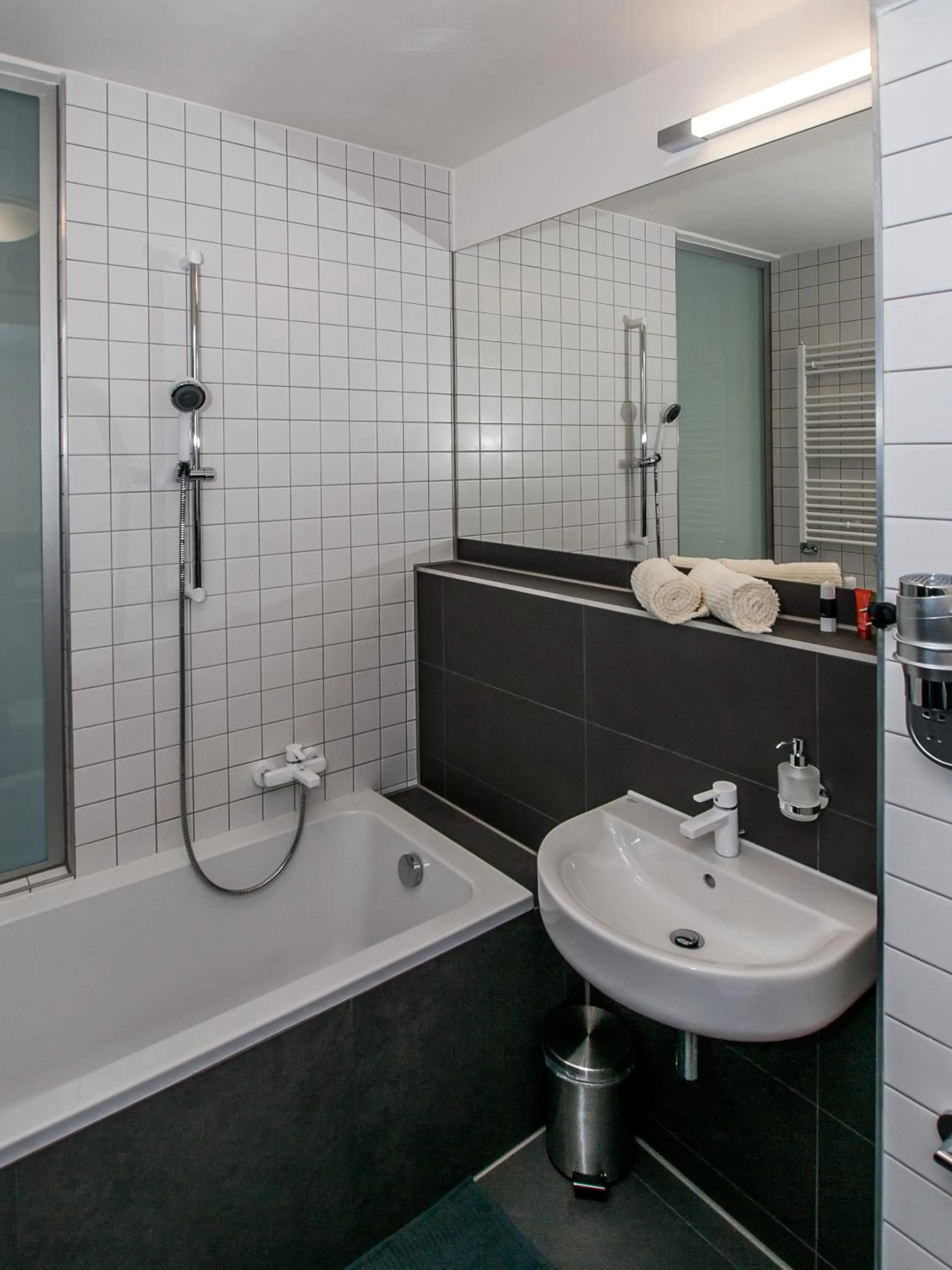 Bathroom in Hotel 99