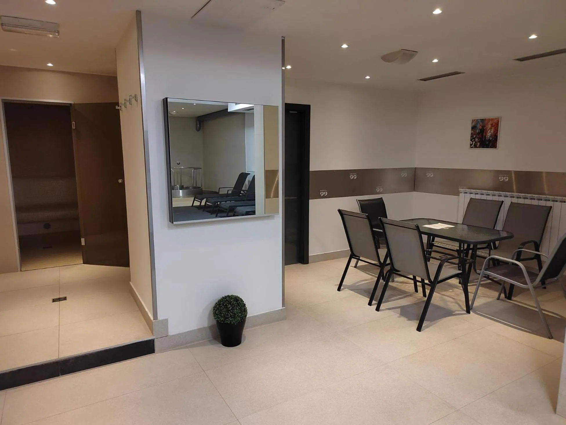 Spa and wellness centre/facilities in Hotel 99