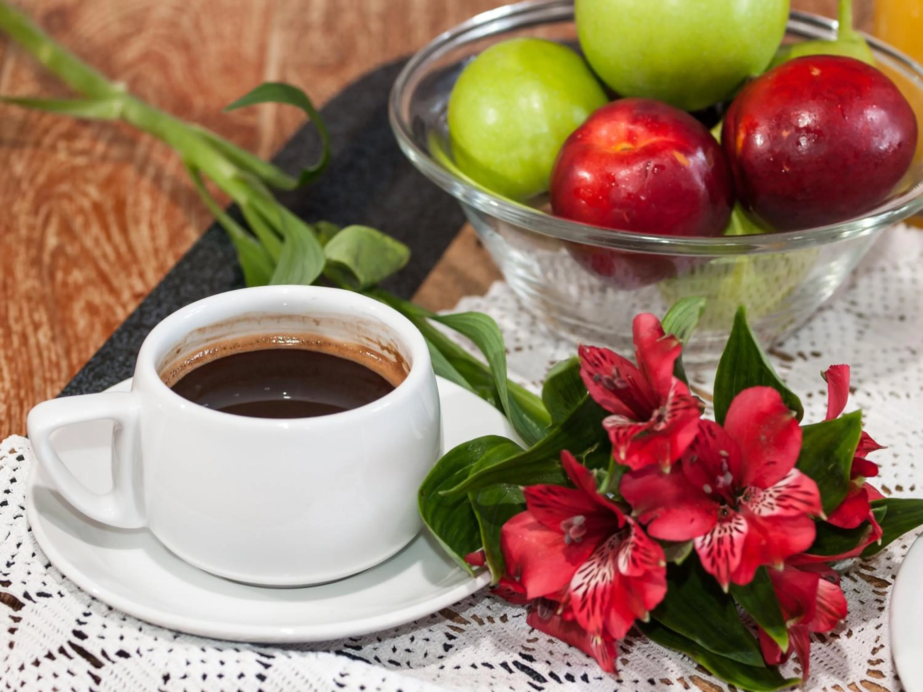 Buffet breakfast in Astromeria