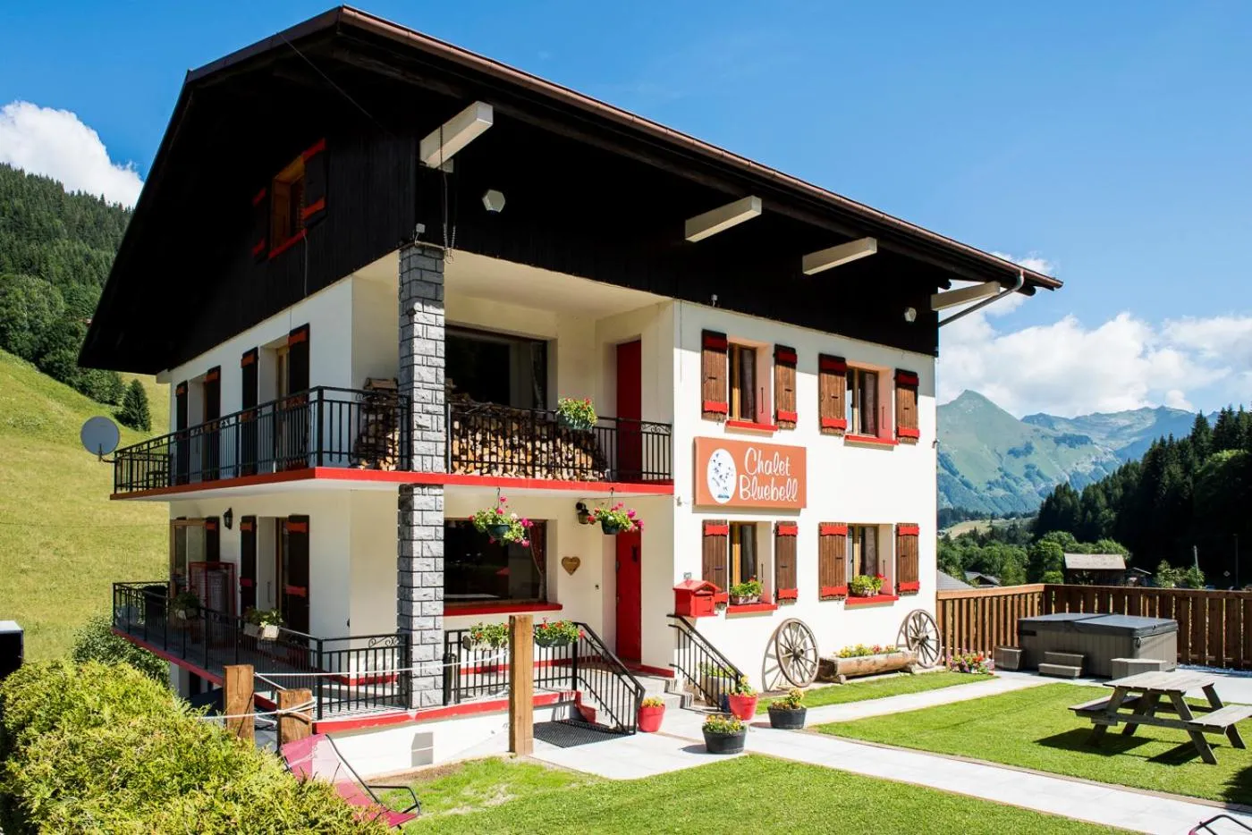 Chalet Bluebell
