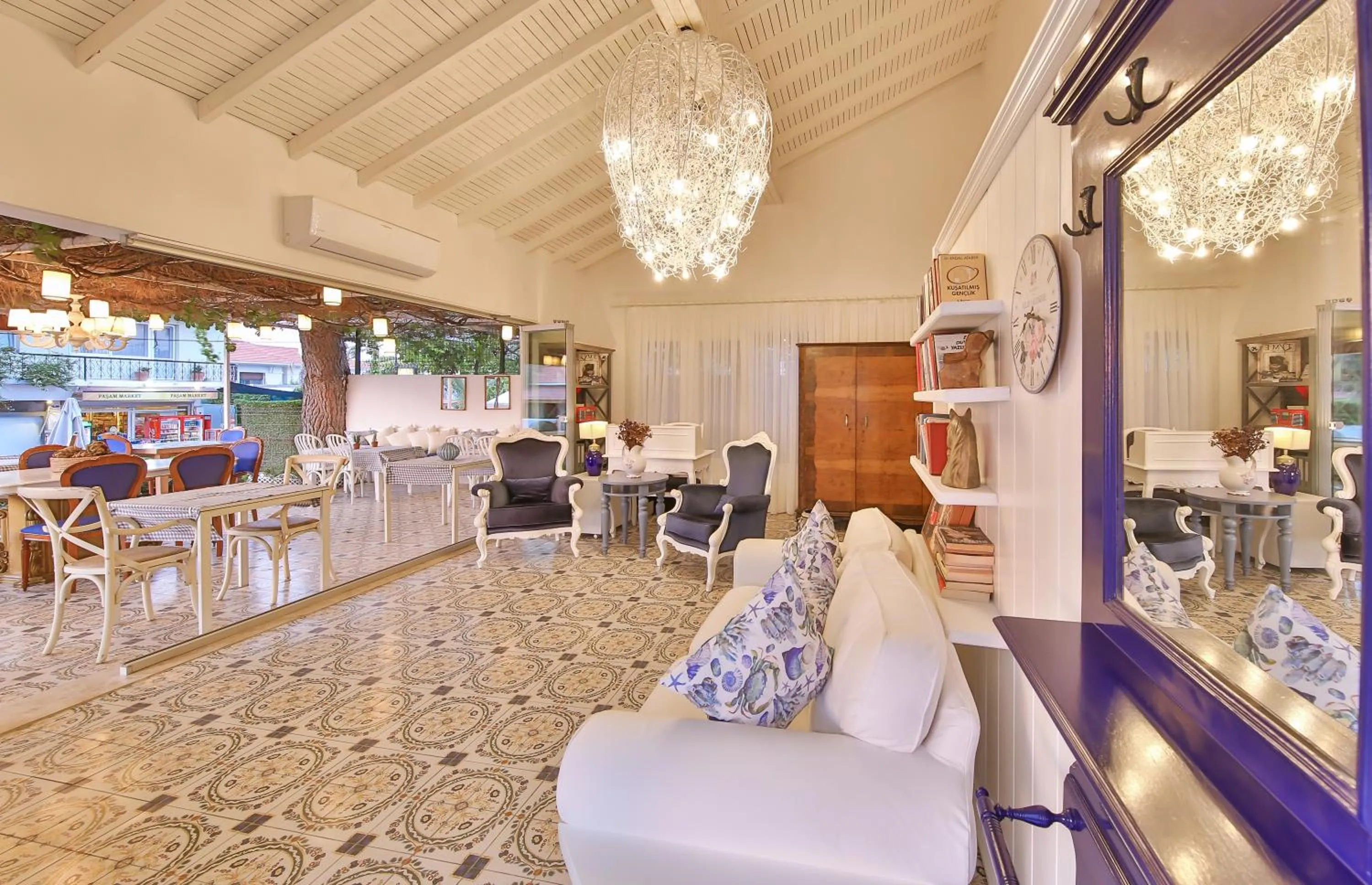 Property building in Palas Ilıca