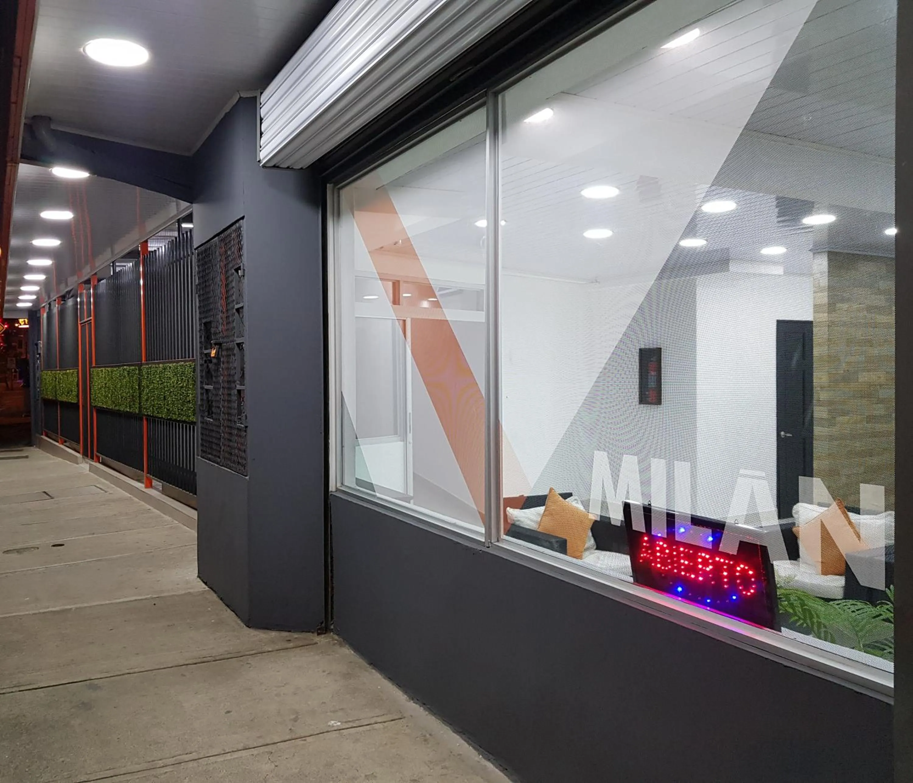 Property building in Hotel Milan Costa Rica