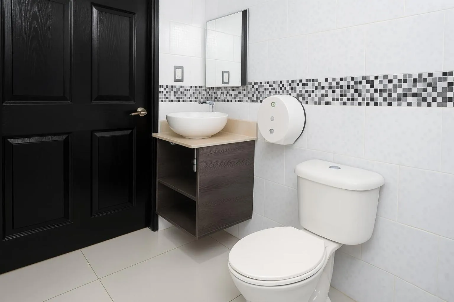 Bathroom in Hotel Milan Costa Rica