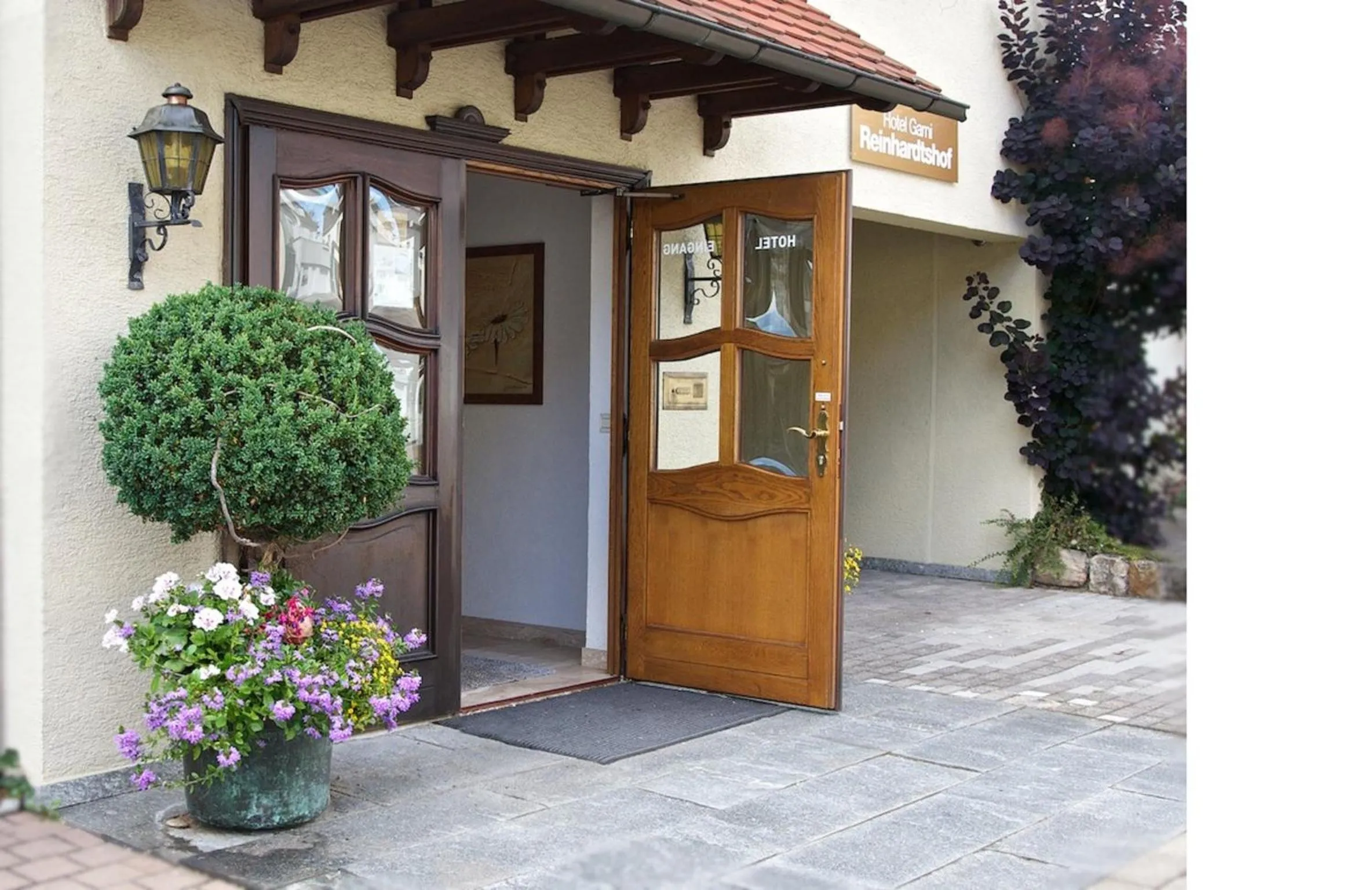Facade/entrance in Hotel Reinhardtshof Garni