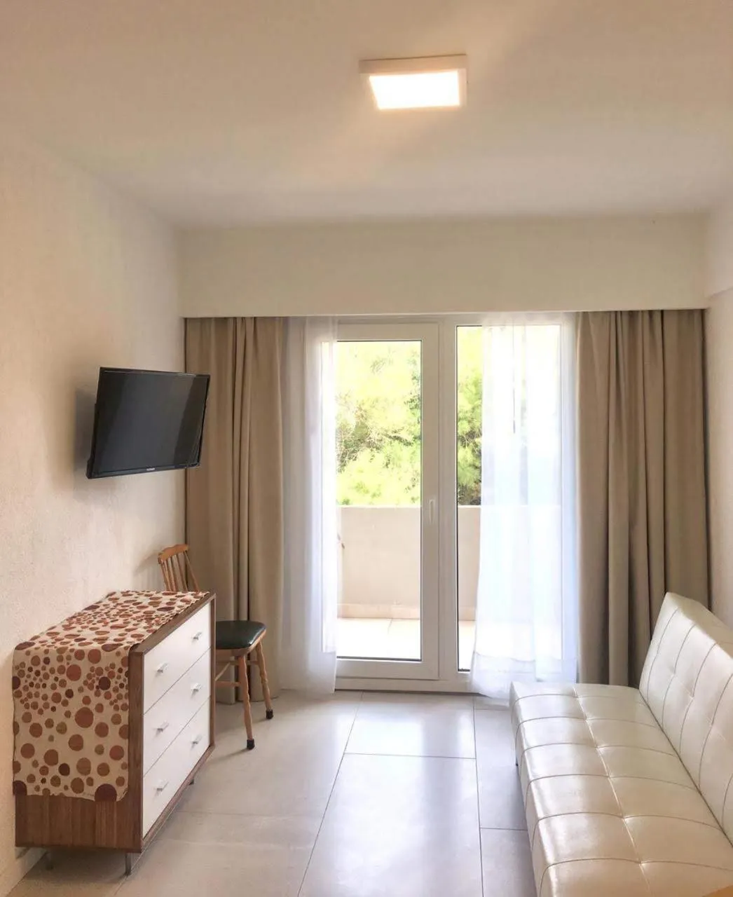 Communal lounge/ TV room, Bed in Apart Amabile Sul Mare