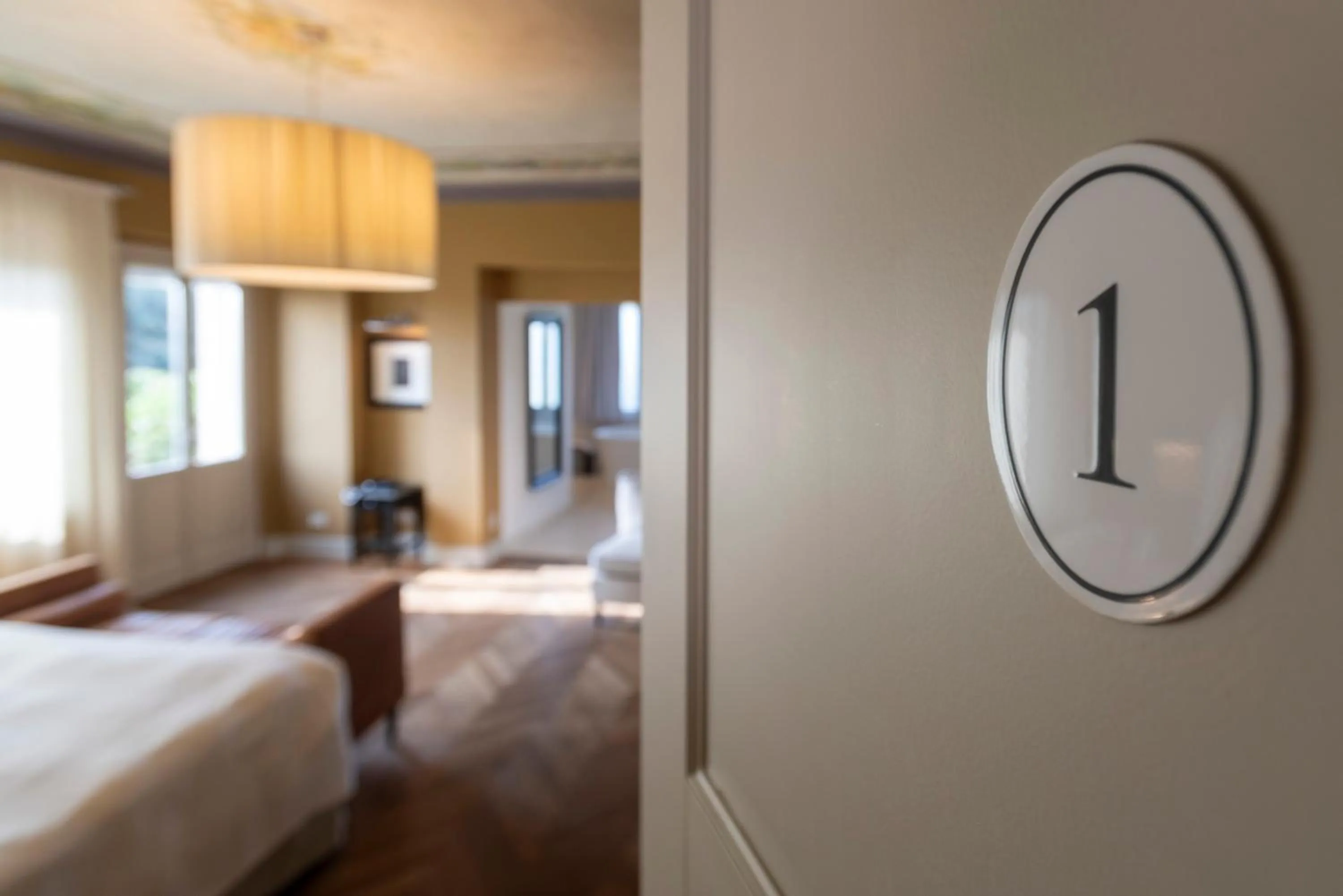 Decorative detail, Bed in Villa Pattono Relais