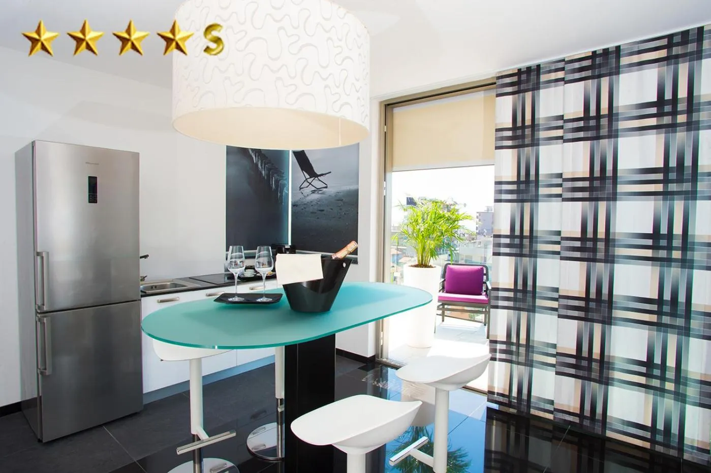 Coffee/tea facilities in Hotel Rossini 4S