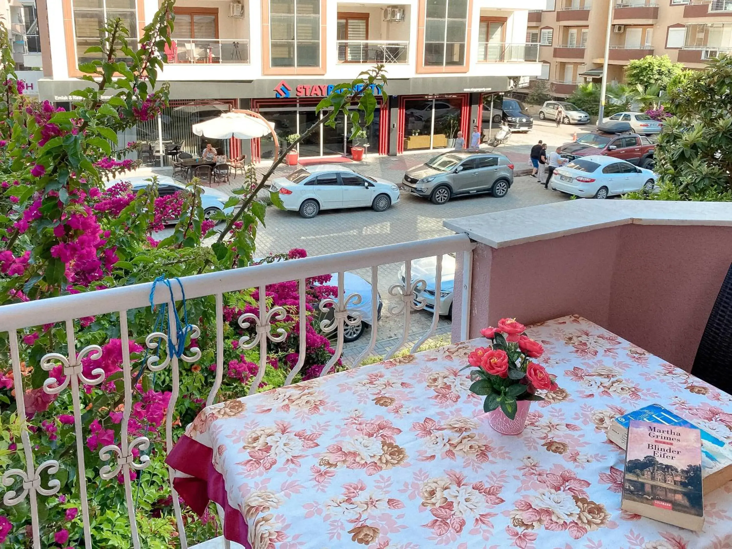 Budget Twin Room in Bella Rose Apart Hotel, Alanya Budget Twin Room in Bella Rose Apart Hotel, Alanya