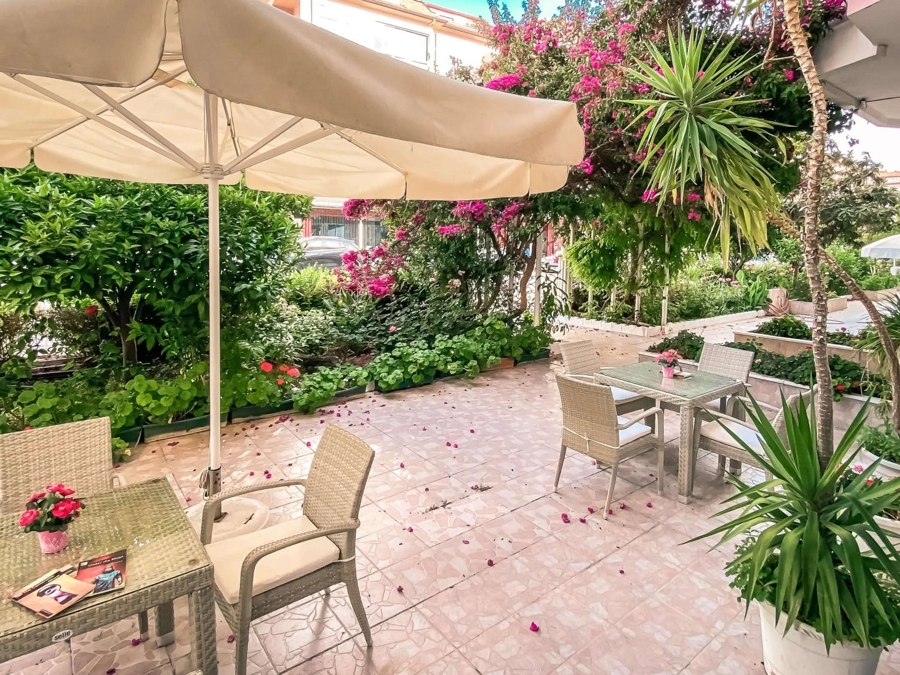 Spring in Bella Rose Apart Hotel, Alanya