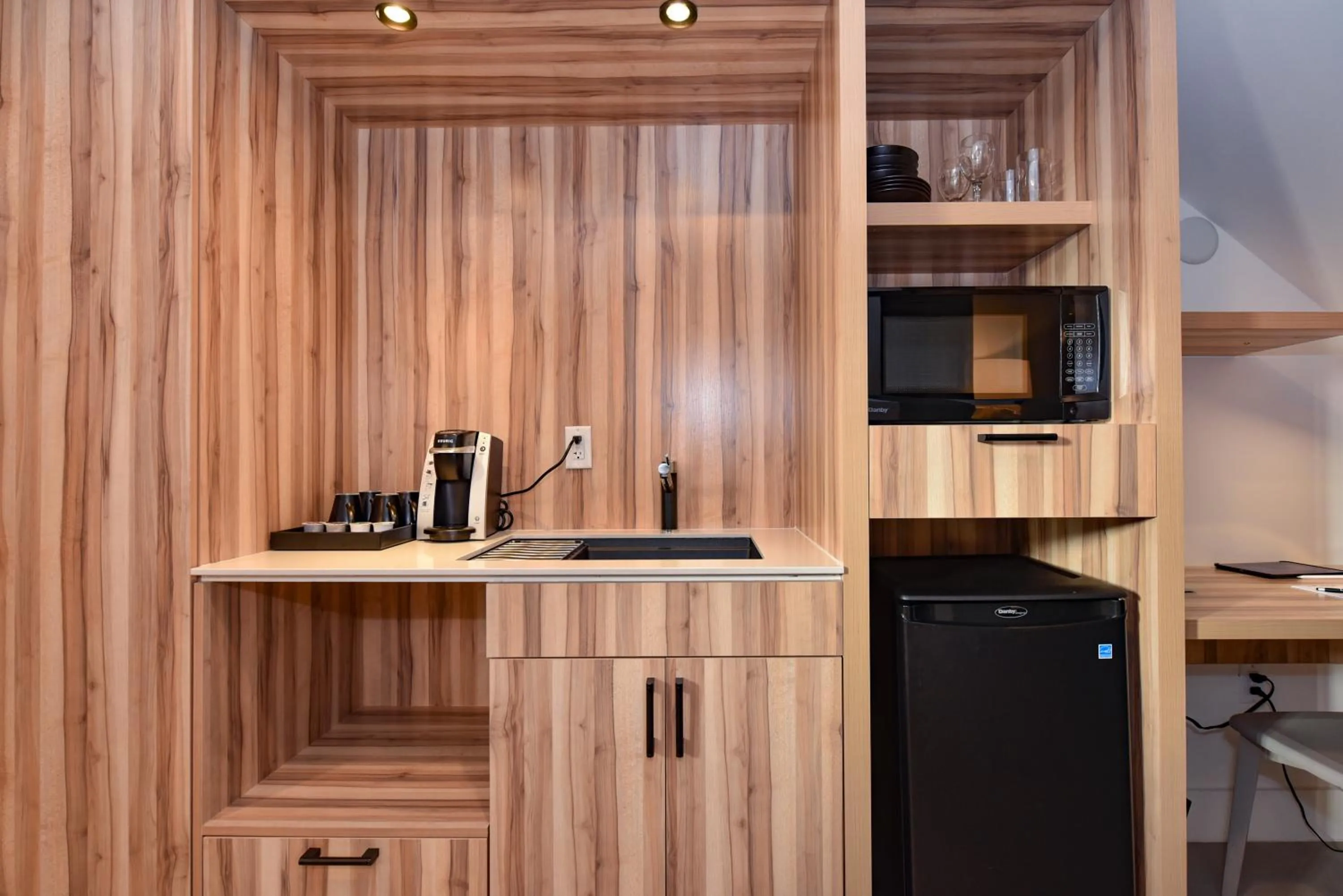 Coffee/tea facilities in The Locale Hotel Grand Cayman