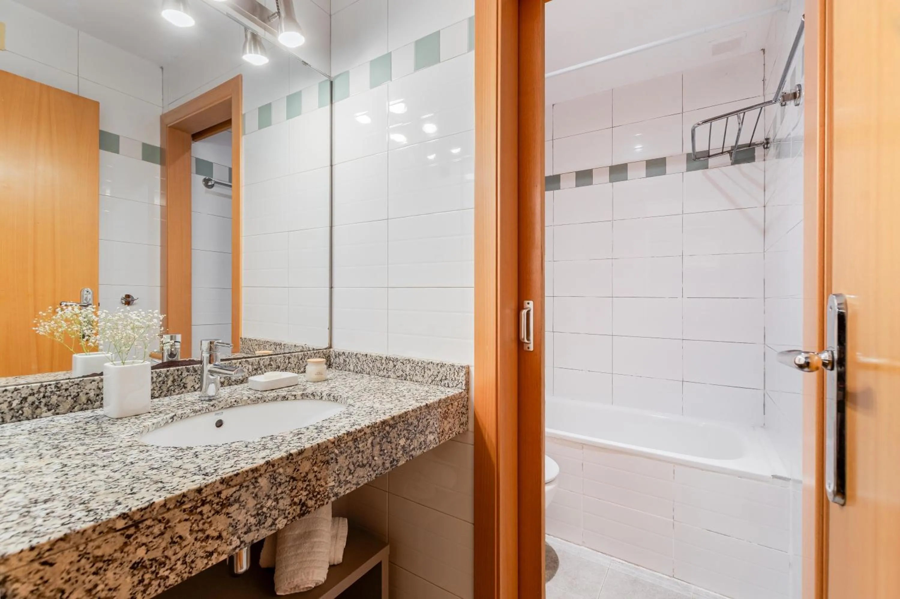 Bathroom in Aspasios Plaza Real Apartments