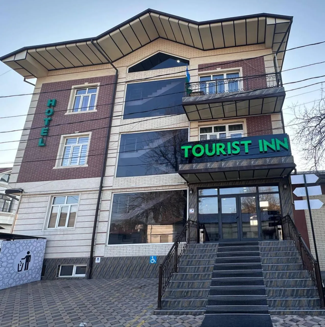 TOURIST INN hotel