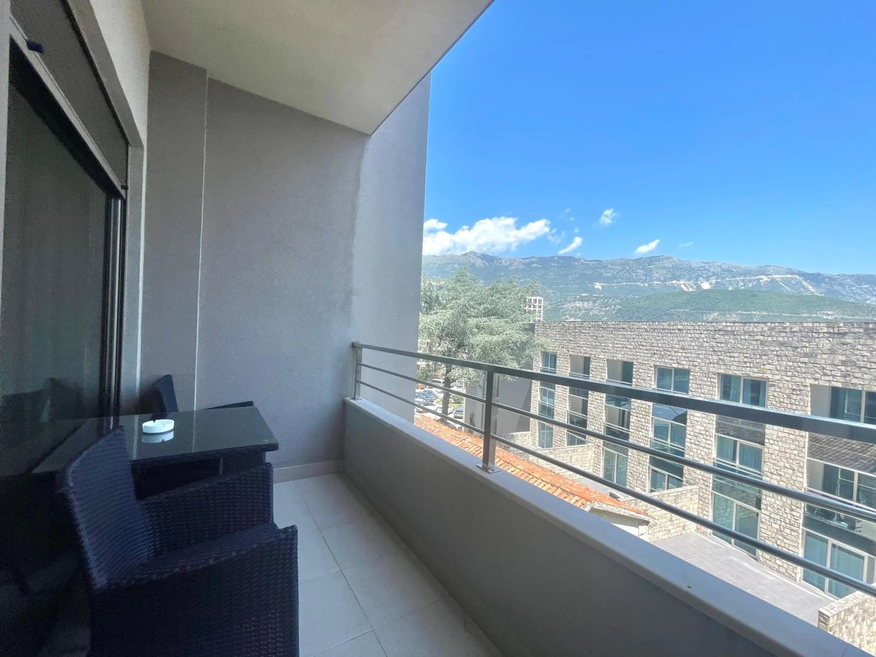 Balcony/Terrace in Hotel Butua Residence